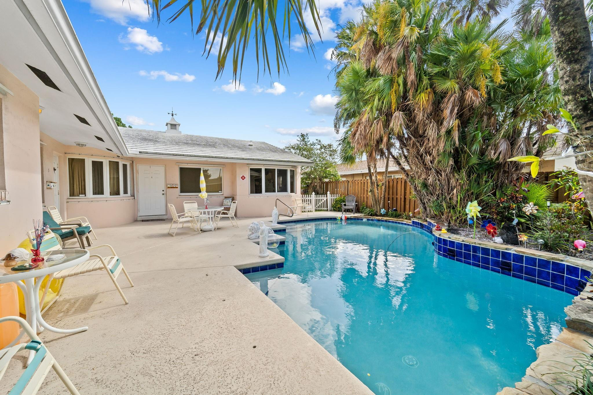 CORAL RIDGE ISLES - Residential Income
