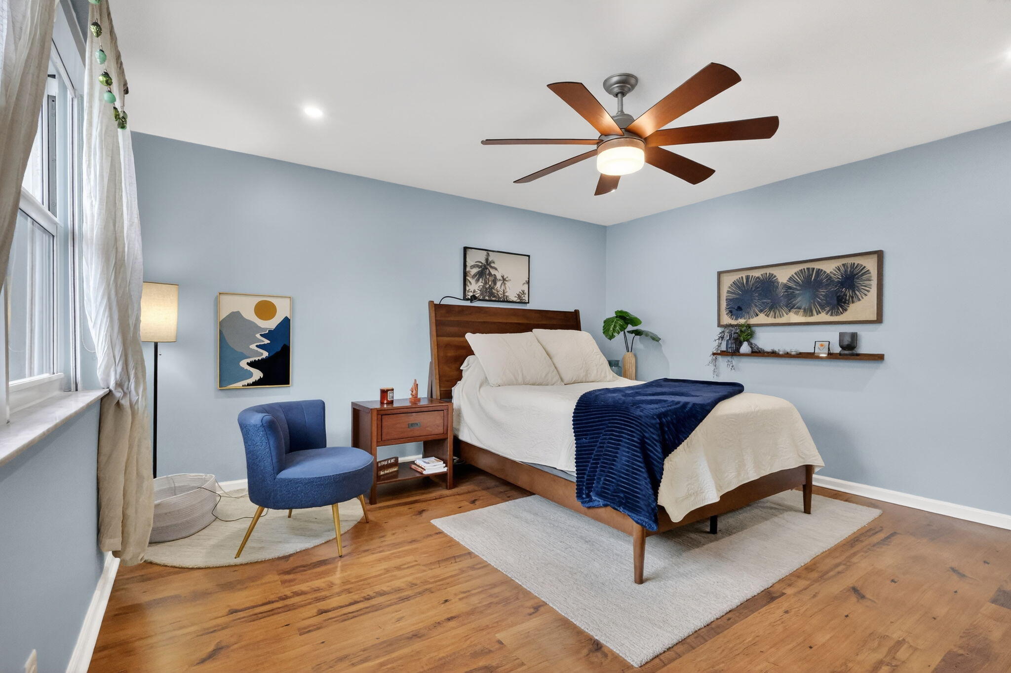 SHORE SIDE CONDO - Residential