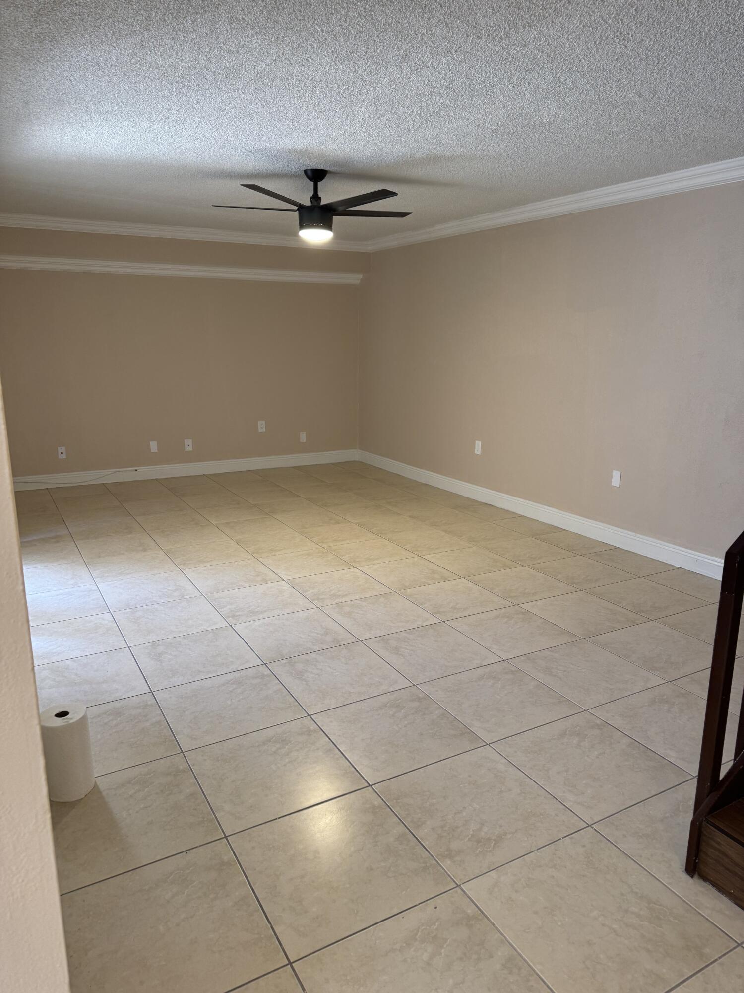 VILLAGE OF SANDALWOOD LAKES 1 - Residential