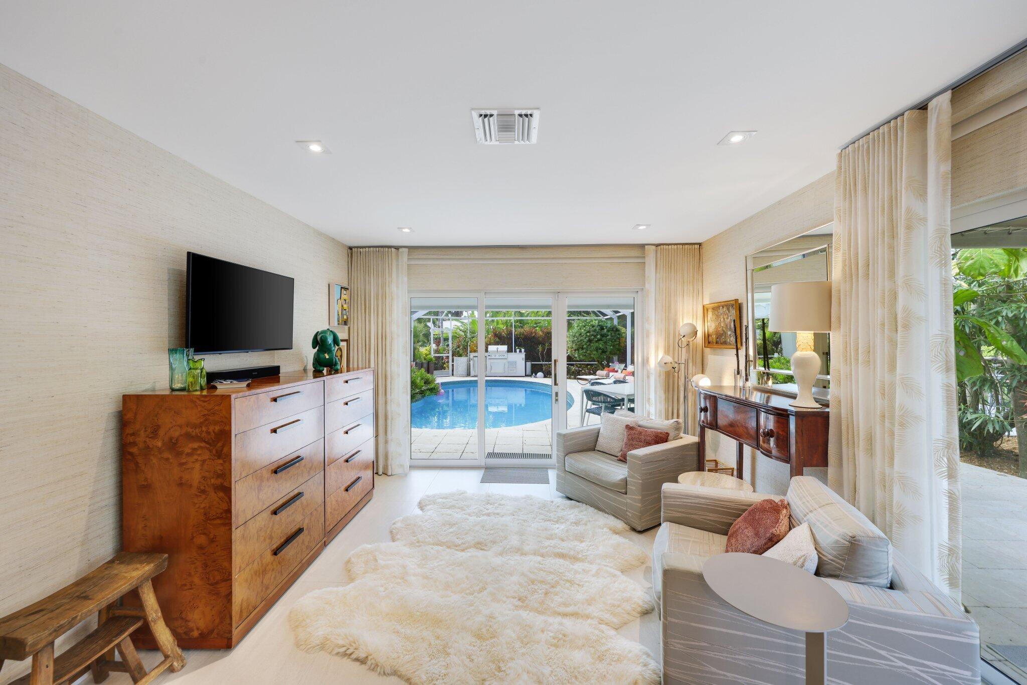 Coral Shores - Residential
