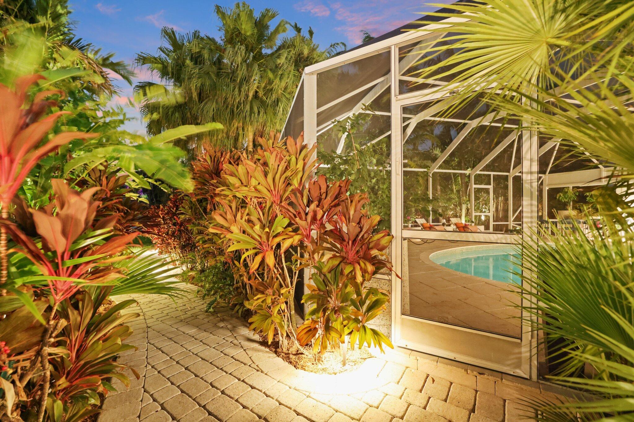 Coral Shores - Residential