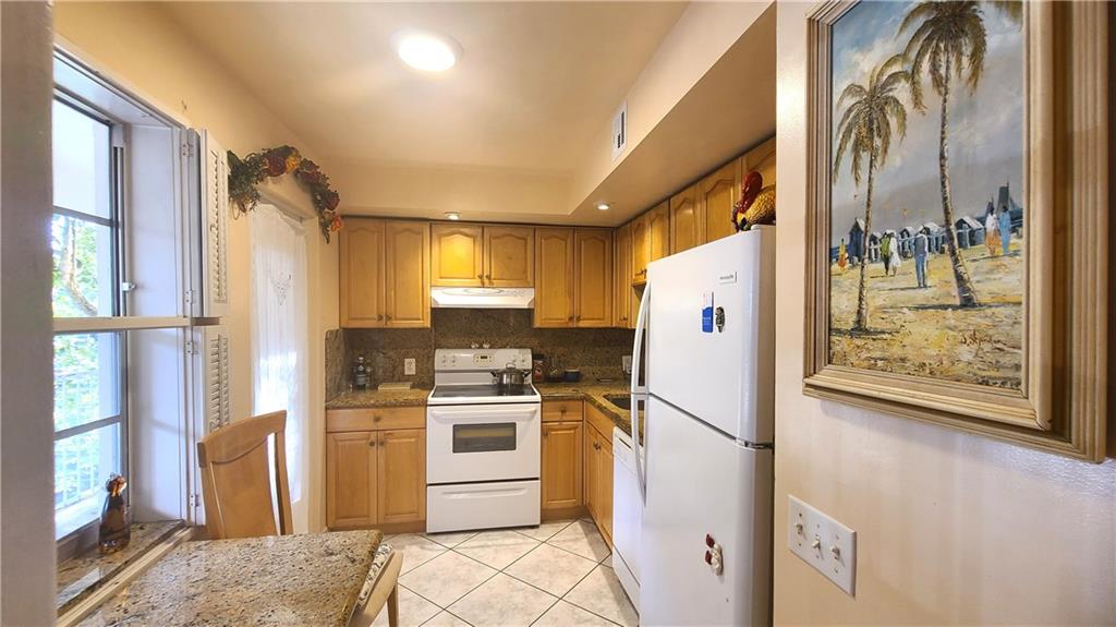 Palm Air - Residential