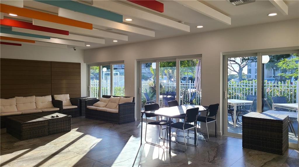 Palm Air - Residential