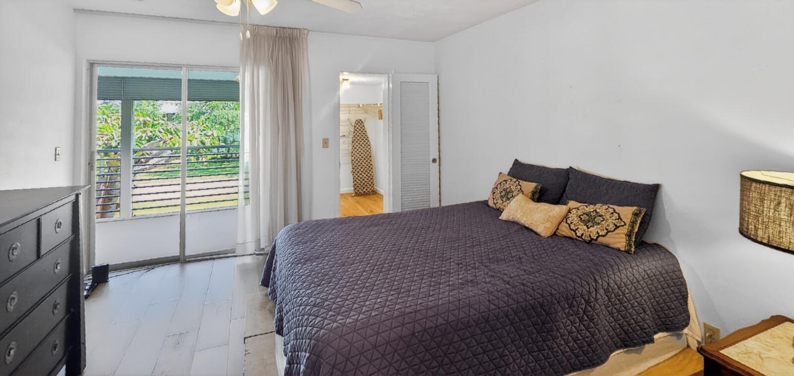 TEQUESTA GARDEN CONDO 7 - Residential
