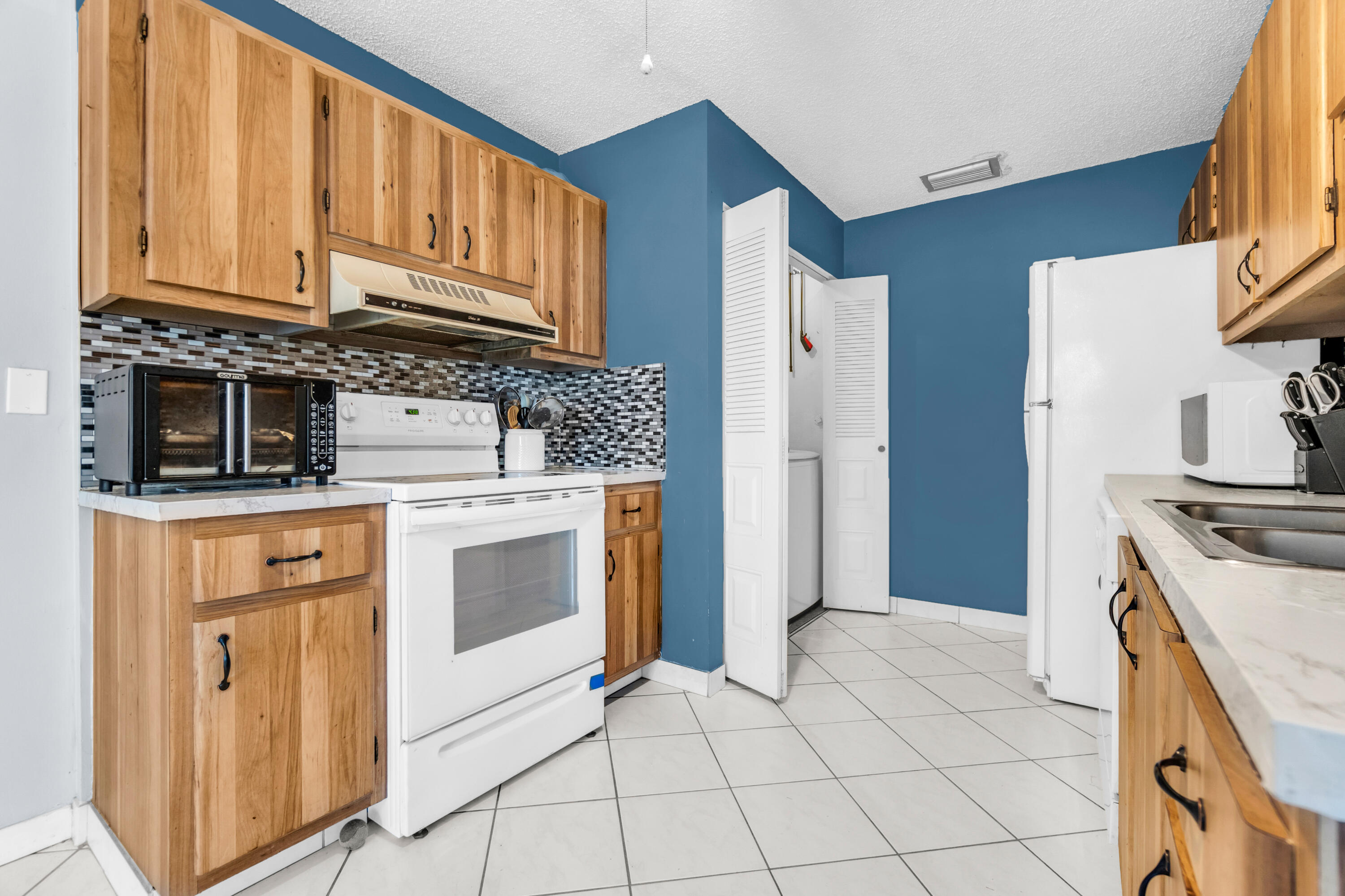 CYPRESS LAKES 3-A - Residential