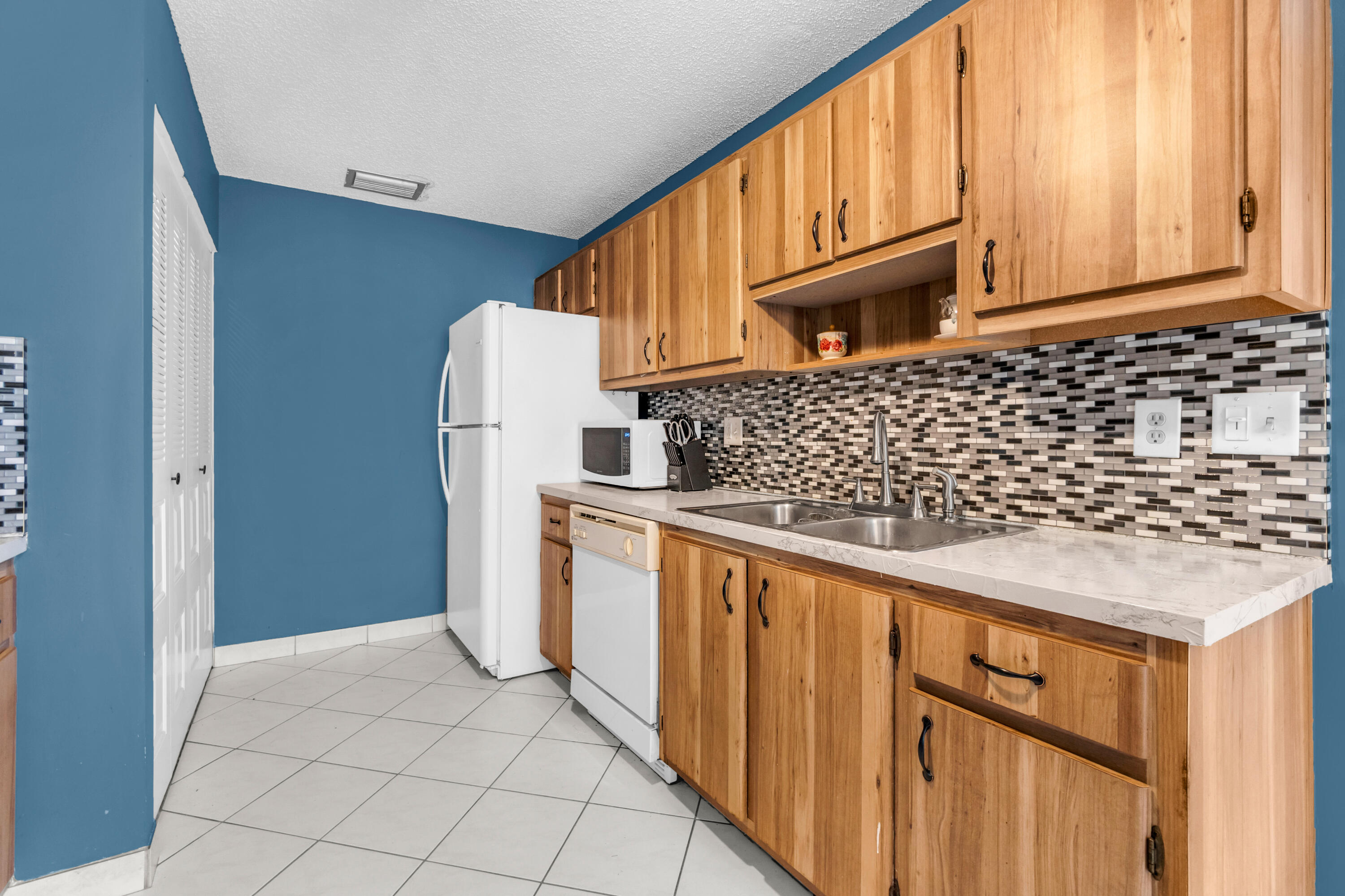 CYPRESS LAKES 3-A - Residential