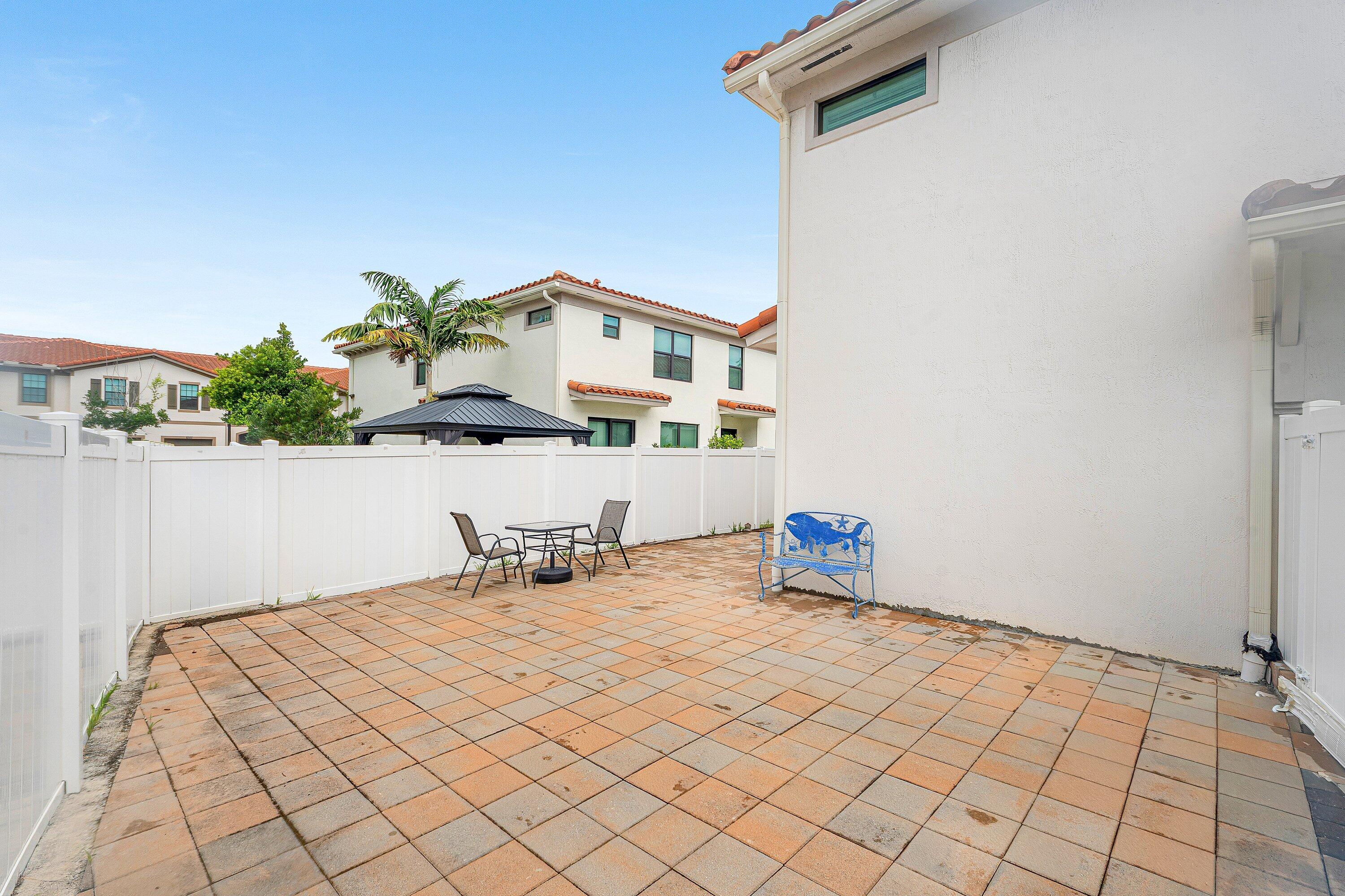 MEDITERRANEA - Residential