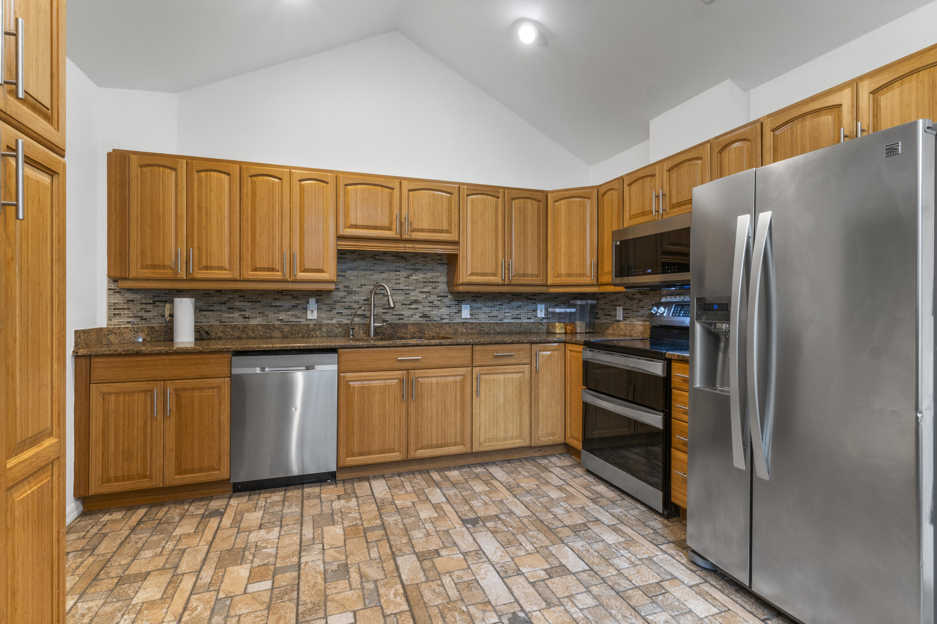HIDDEN OAKS SUBDIVISION - Residential