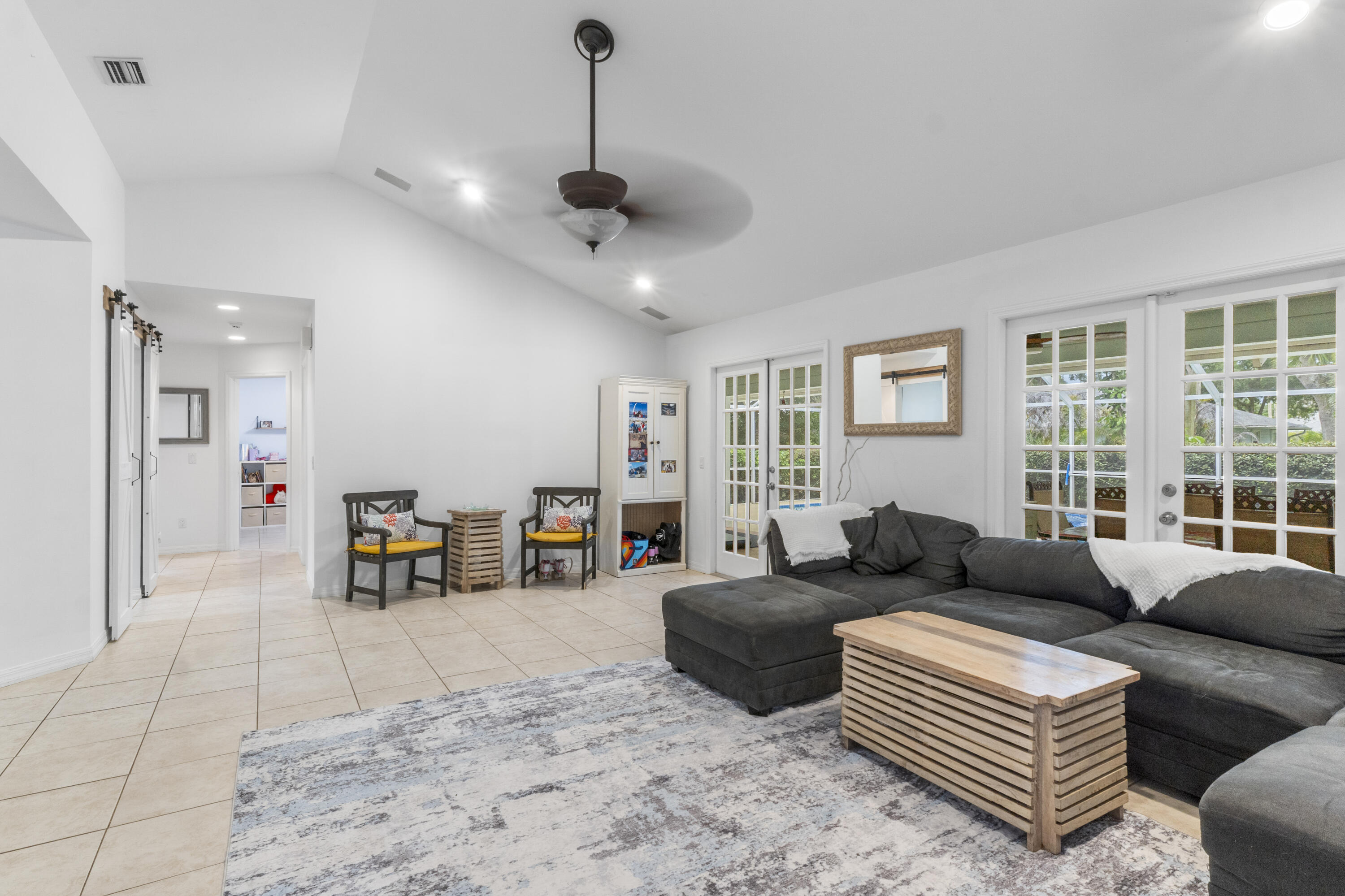 HIDDEN OAKS SUBDIVISION - Residential