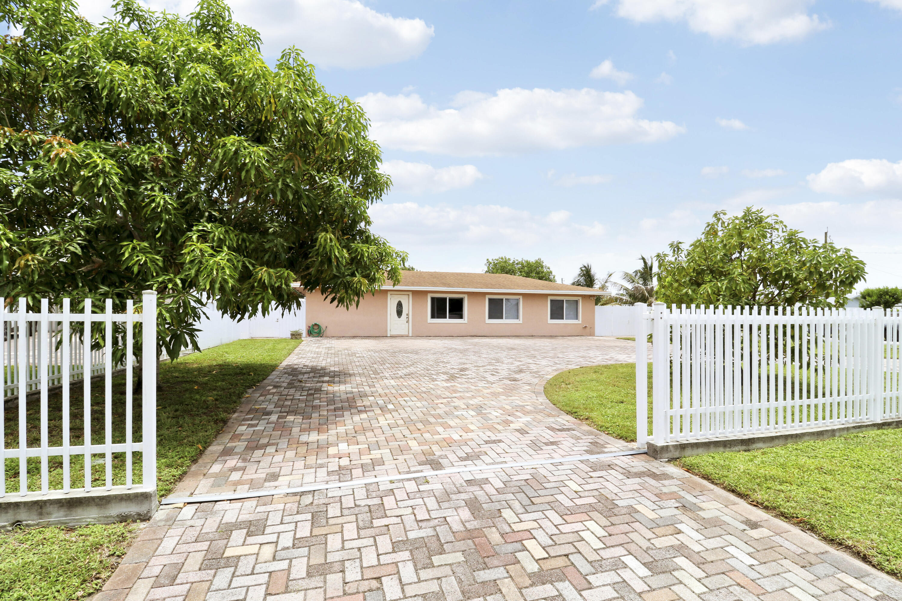 RANCH HAVEN - Residential