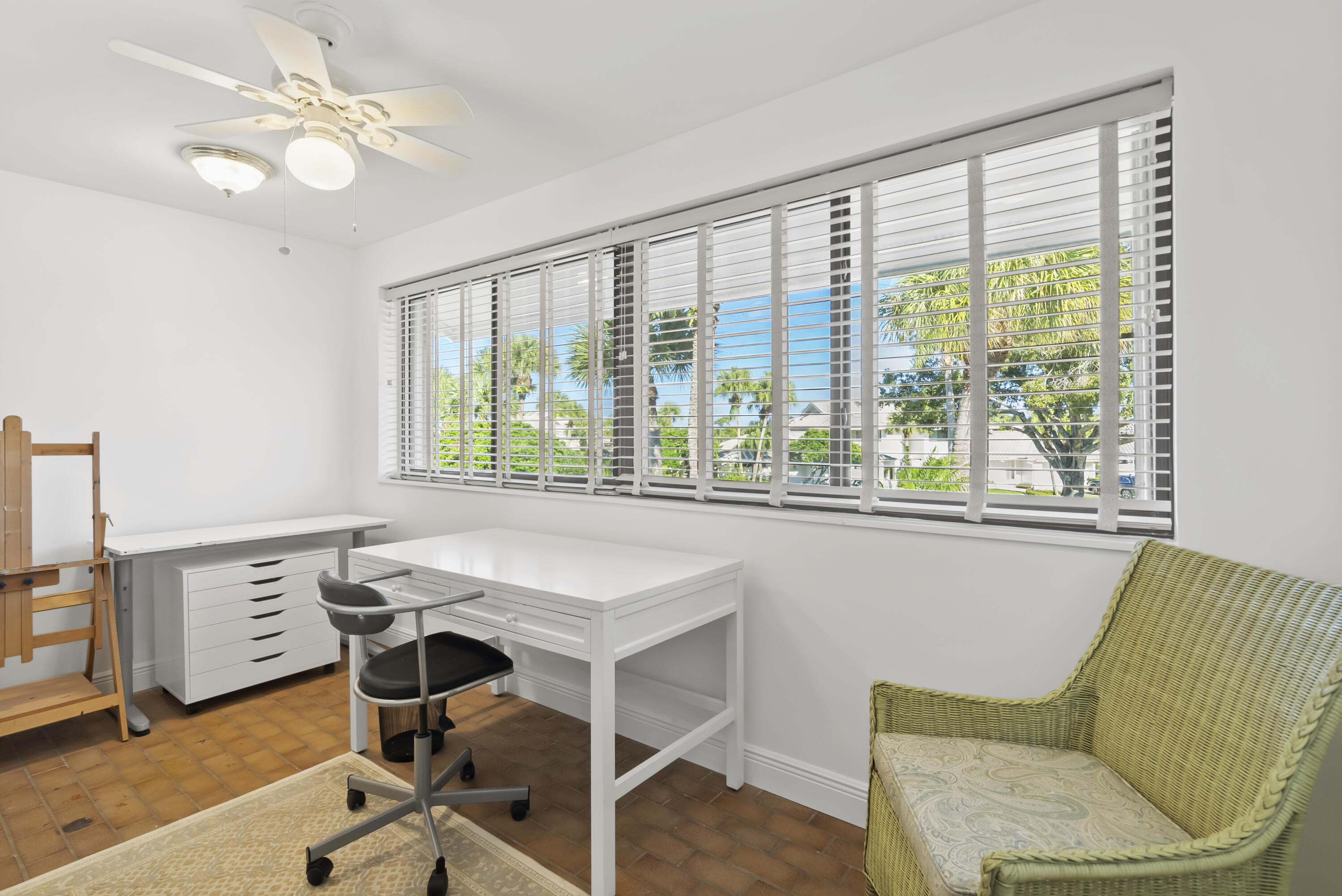 FOXCROSS IN MARINER SANDS - Residential