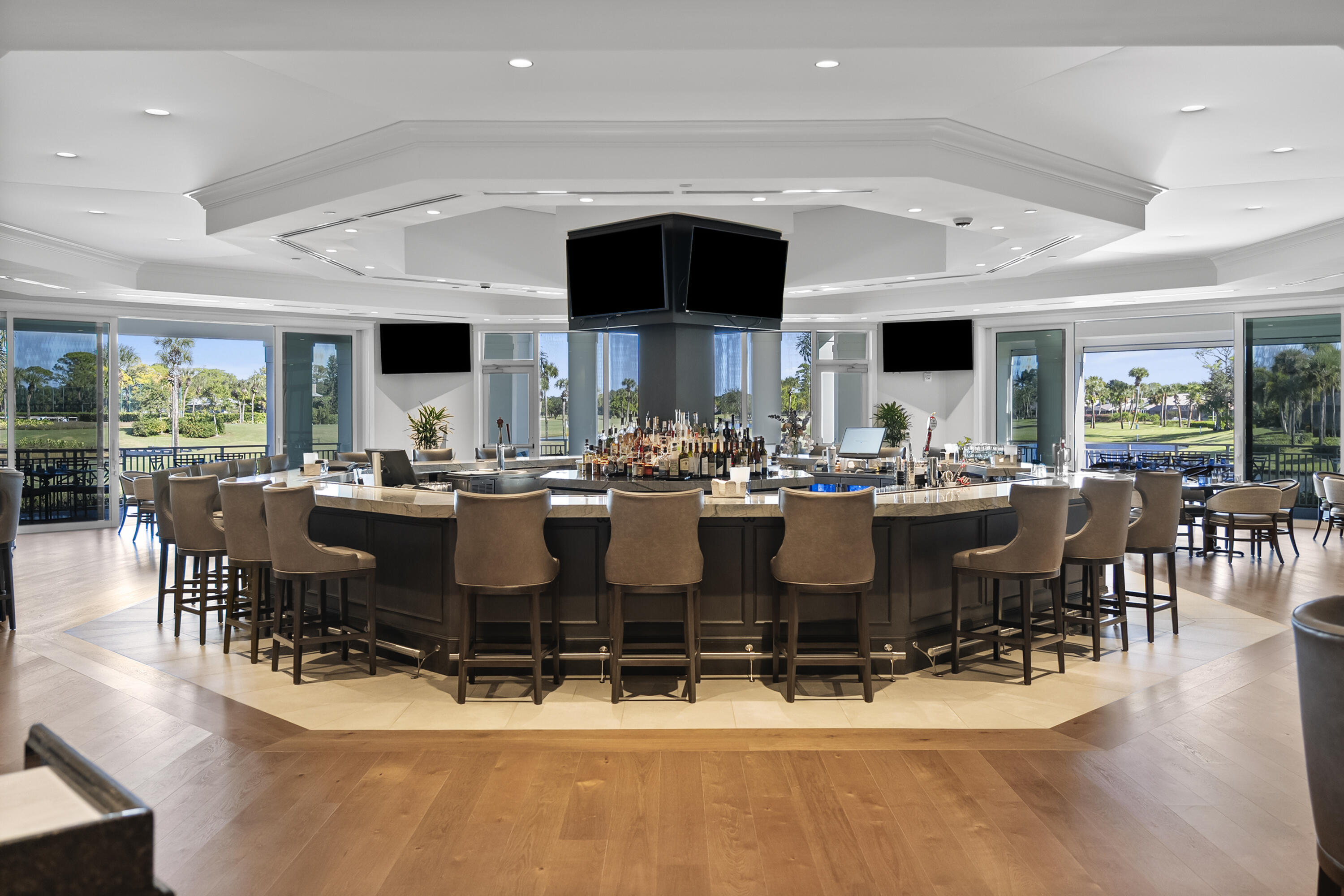 FOXCROSS IN MARINER SANDS - Residential