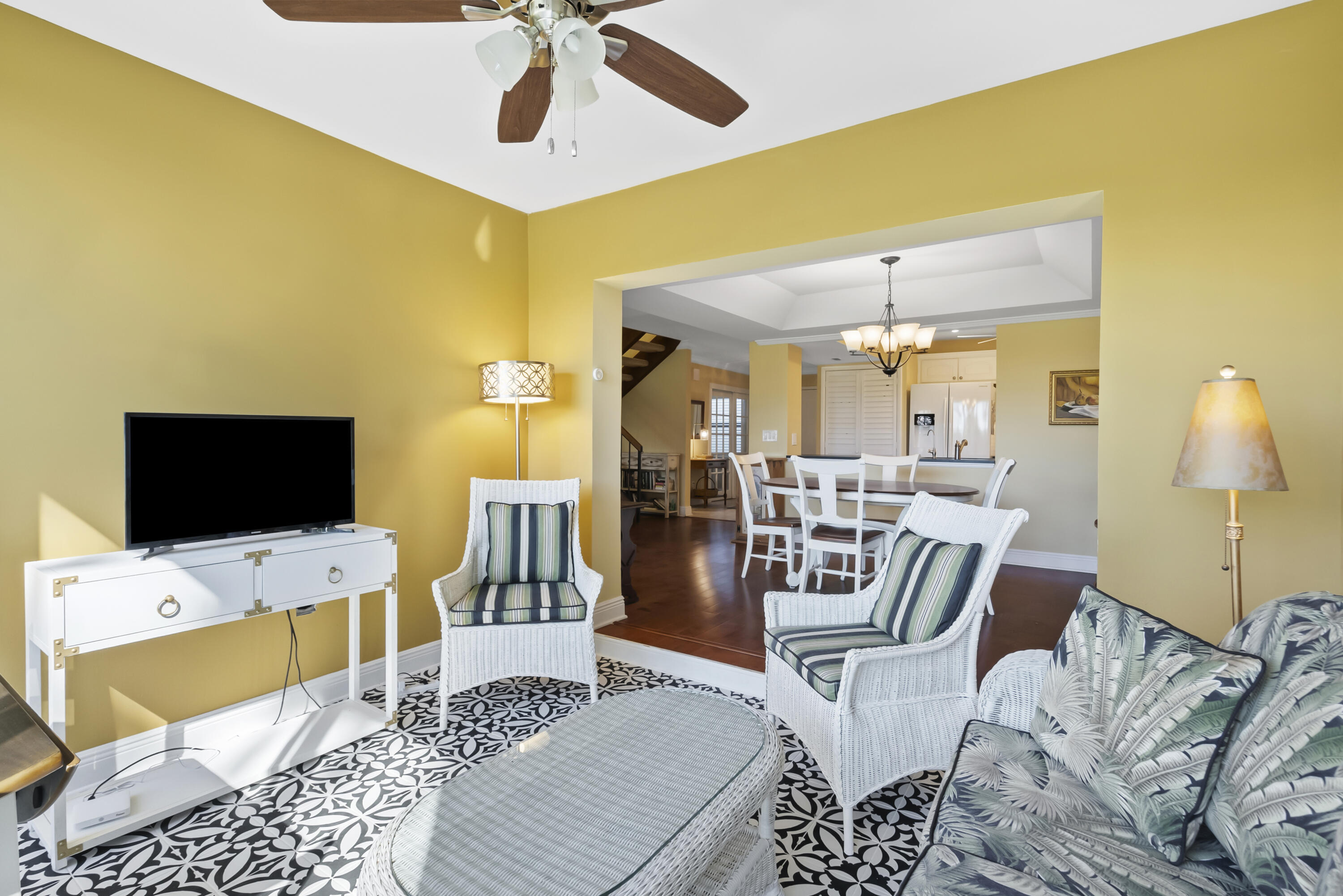 FOXCROSS IN MARINER SANDS - Residential