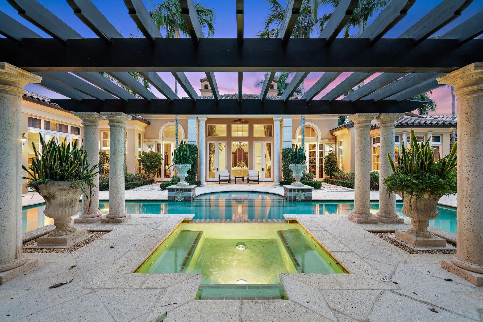 OLD PALM 4 - Residential