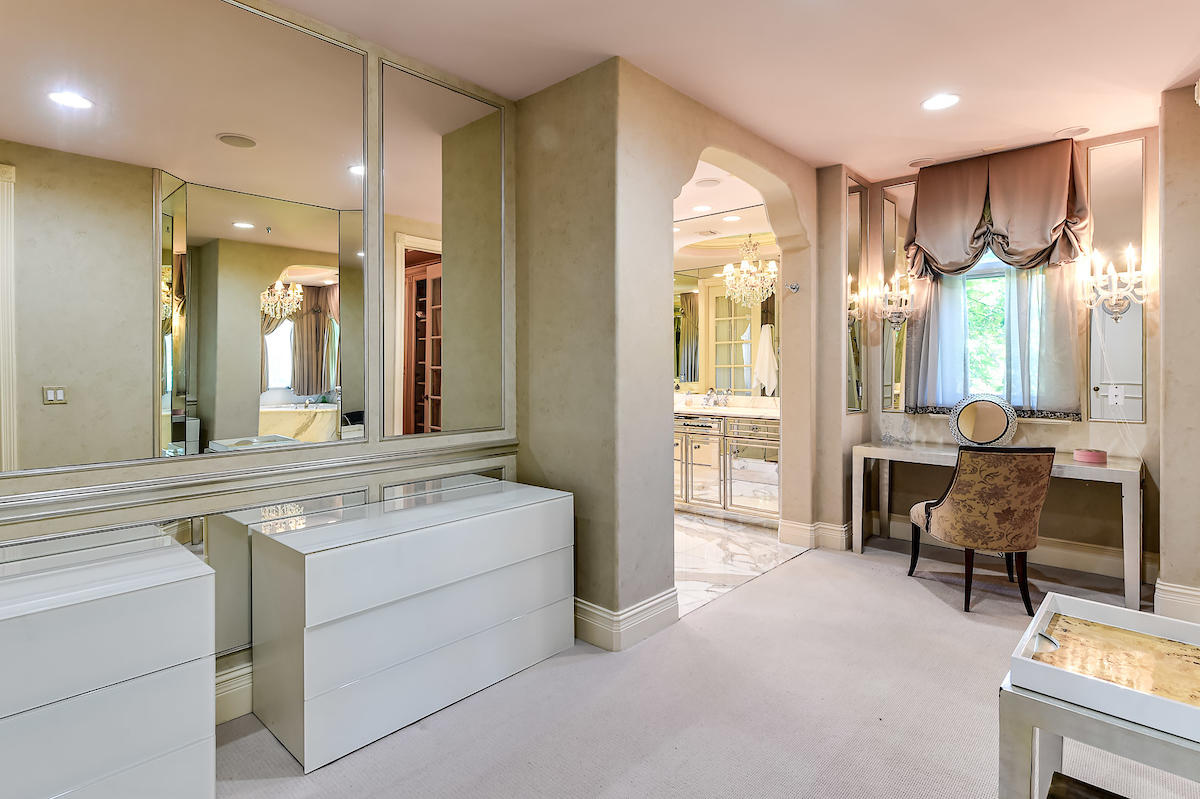 PHIPPS ESTATES - Residential