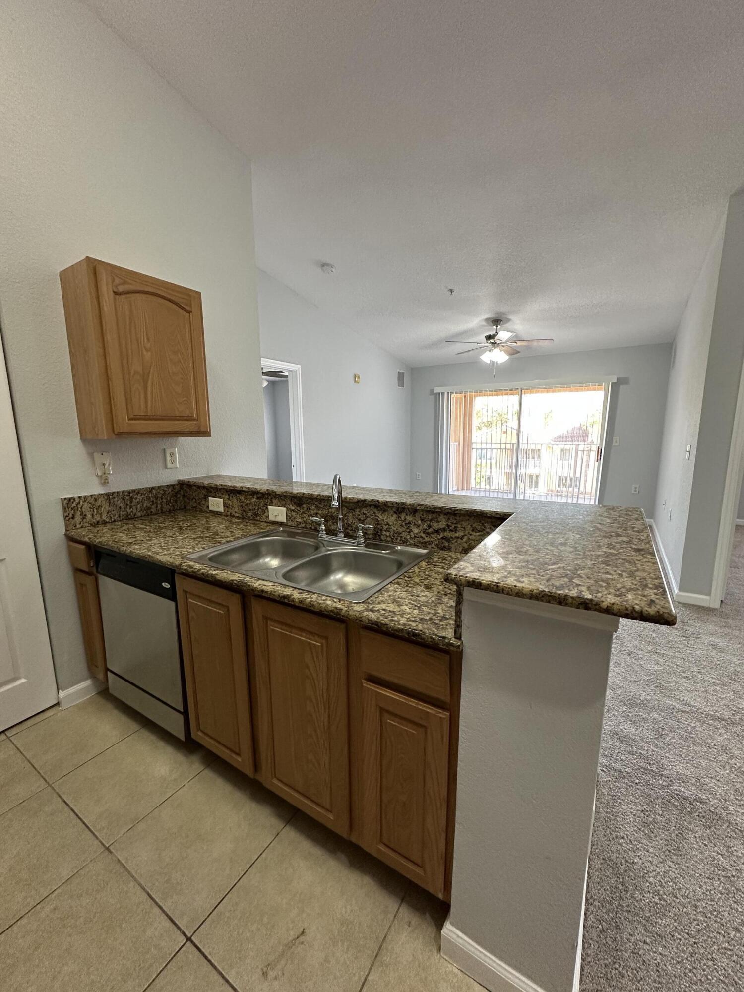 THE CLUB AT ST LUCIE WEST, A CONDOMINIUM - Residential
