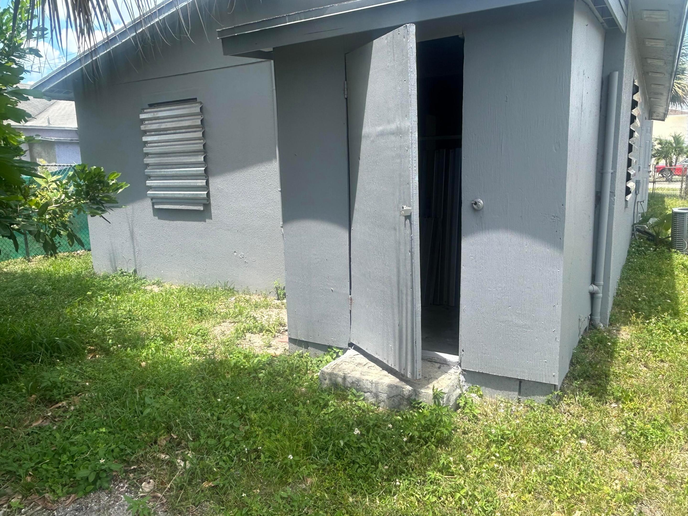 KELLY ADD - Residential Lease
