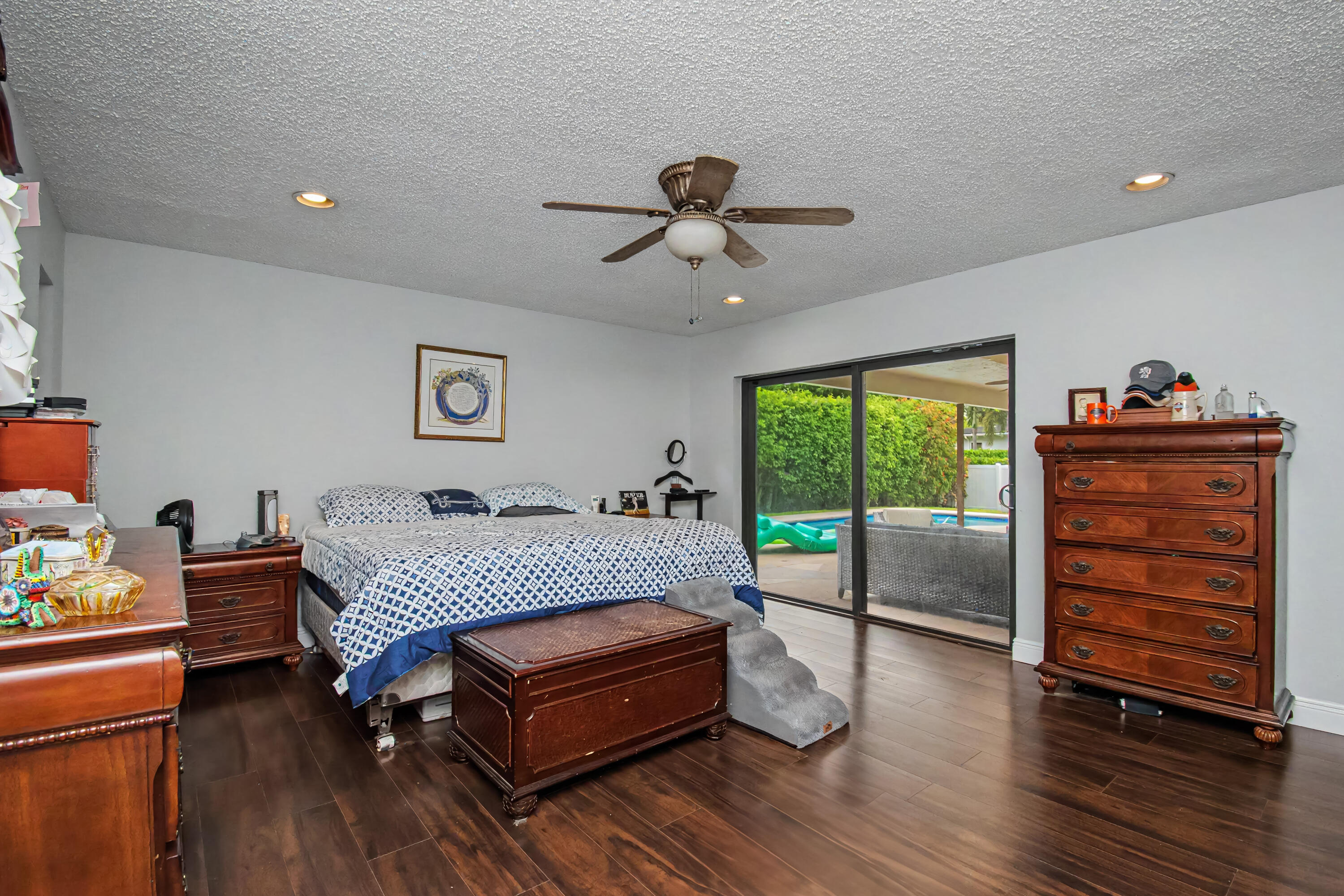THORNHILL GREEN - Residential Lease