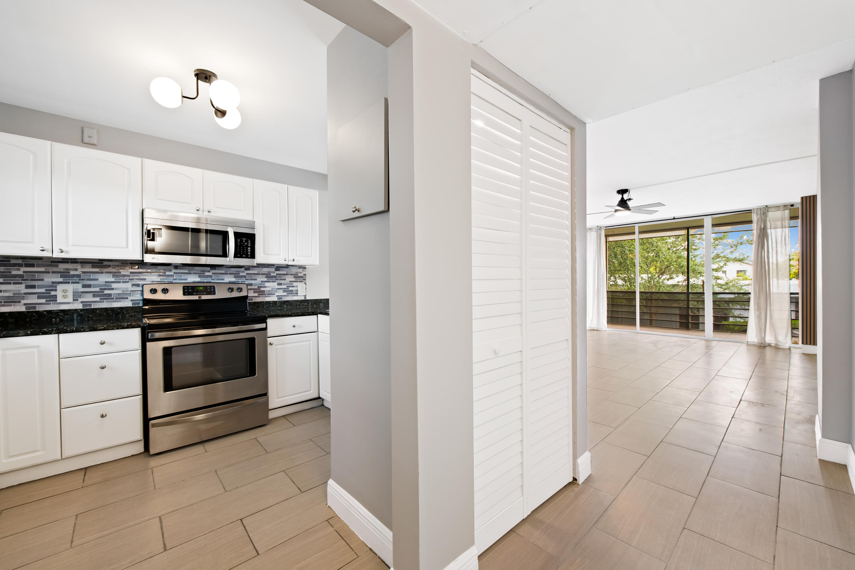 ROYAL PARK CONDO - Residential