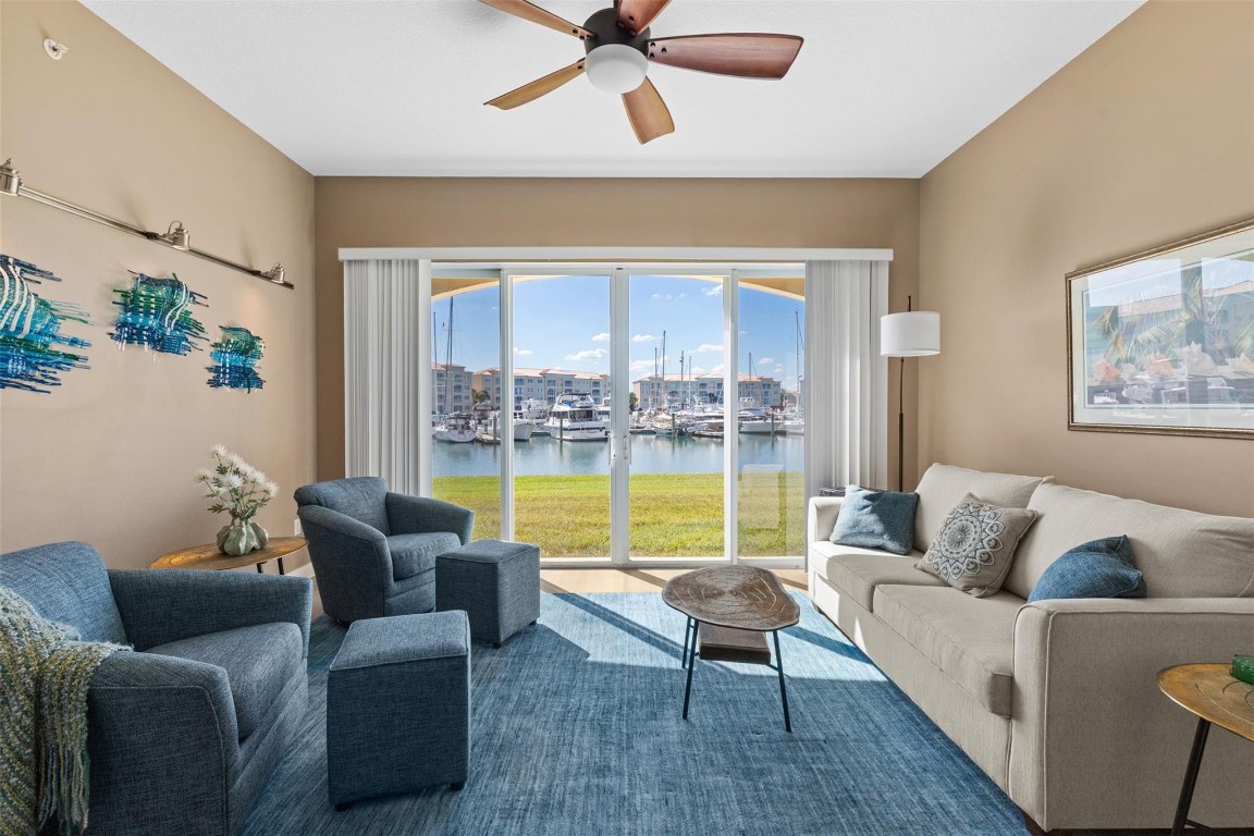 Harbour Isle East - Residential