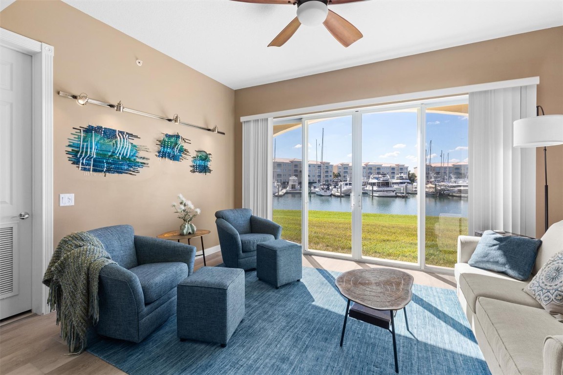 Harbour Isle East - Residential