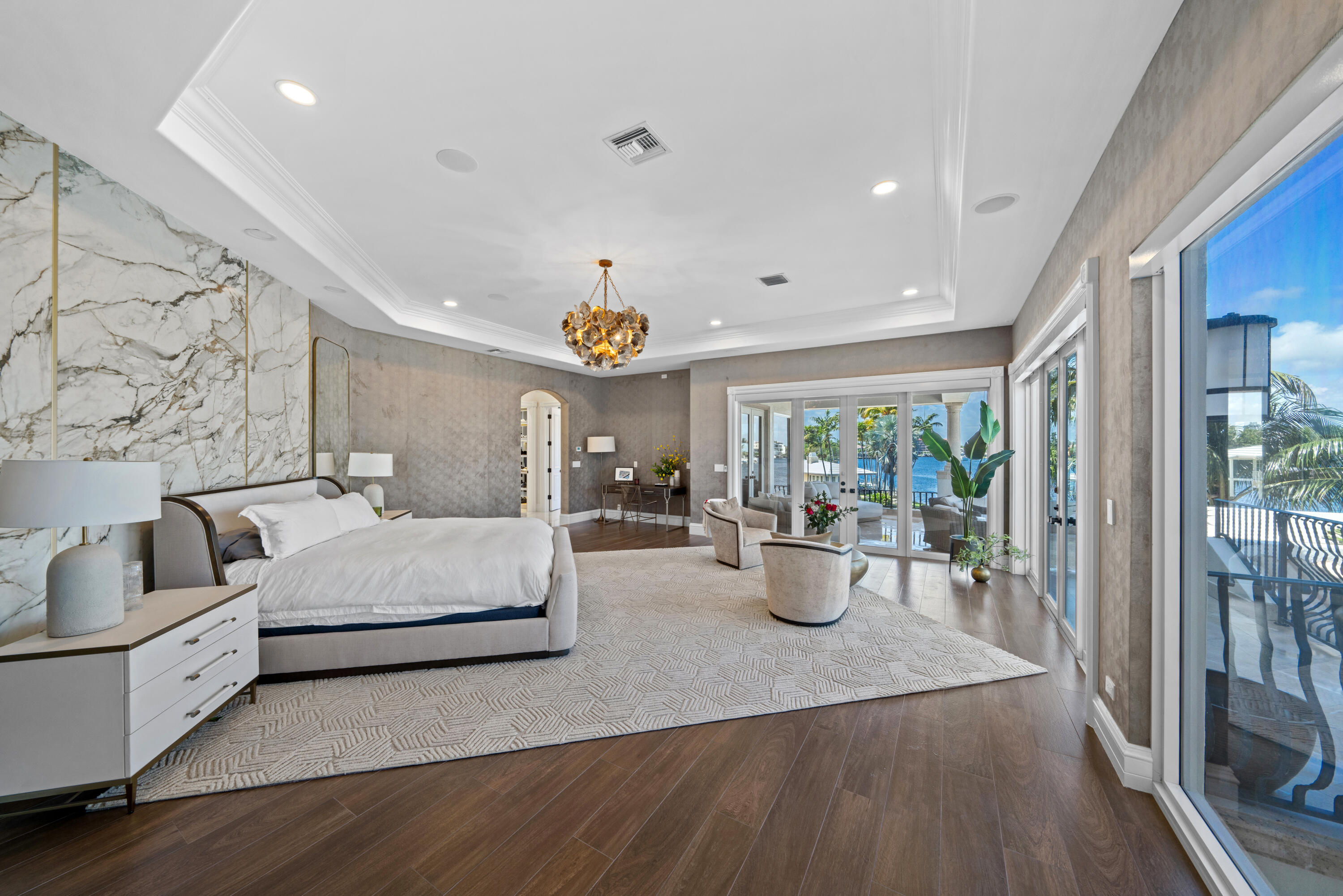 SANTA BARBARA SHORES - Residential