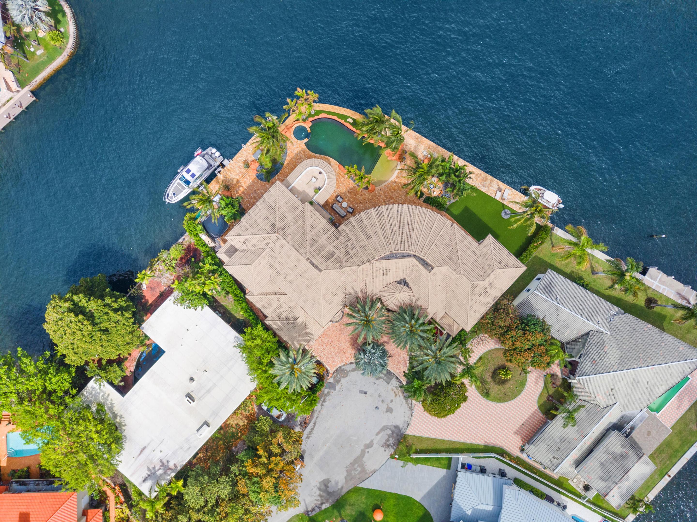 SANTA BARBARA SHORES - Residential