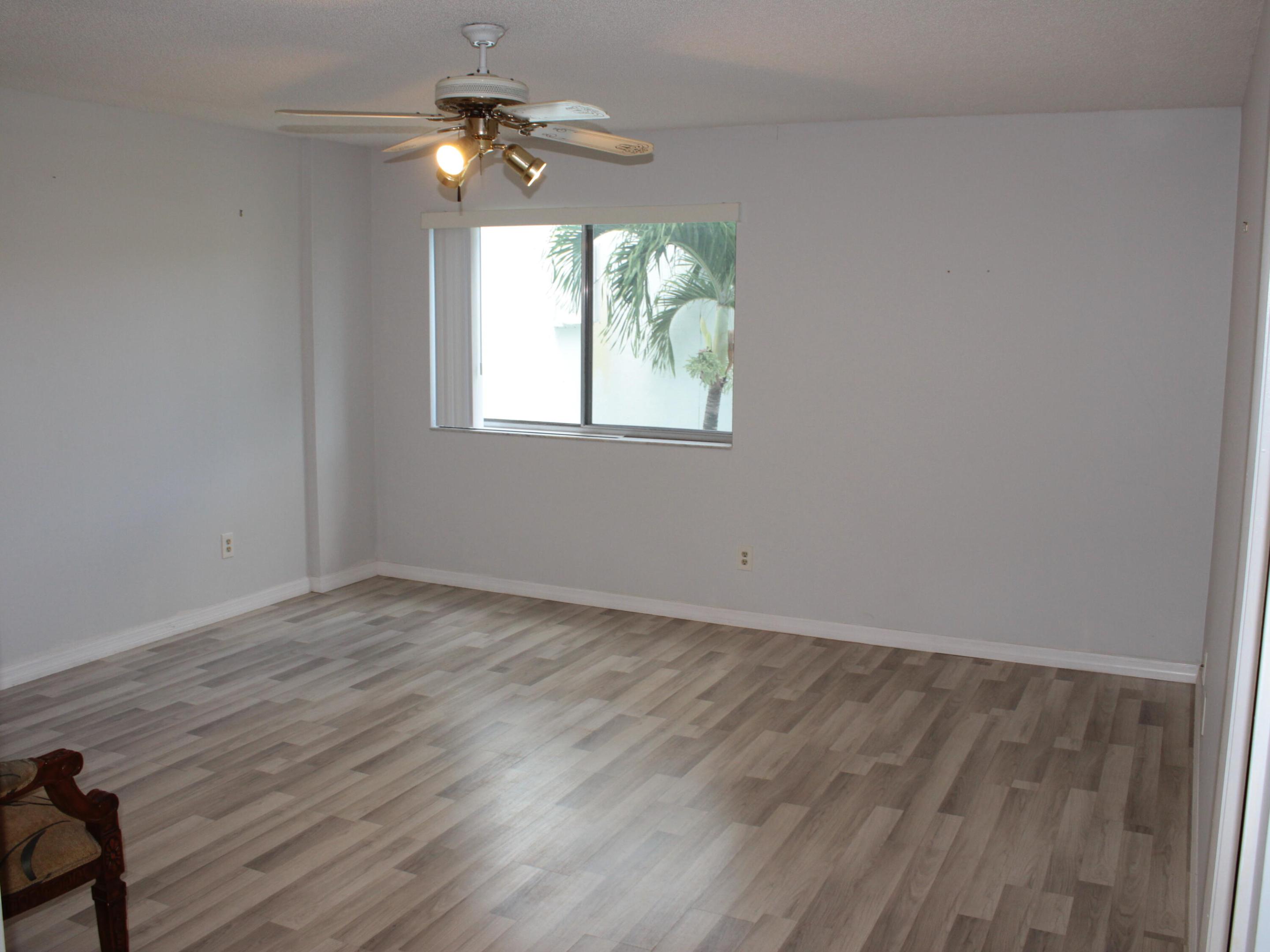HAMLET AT POINCIANA CONDO - Residential