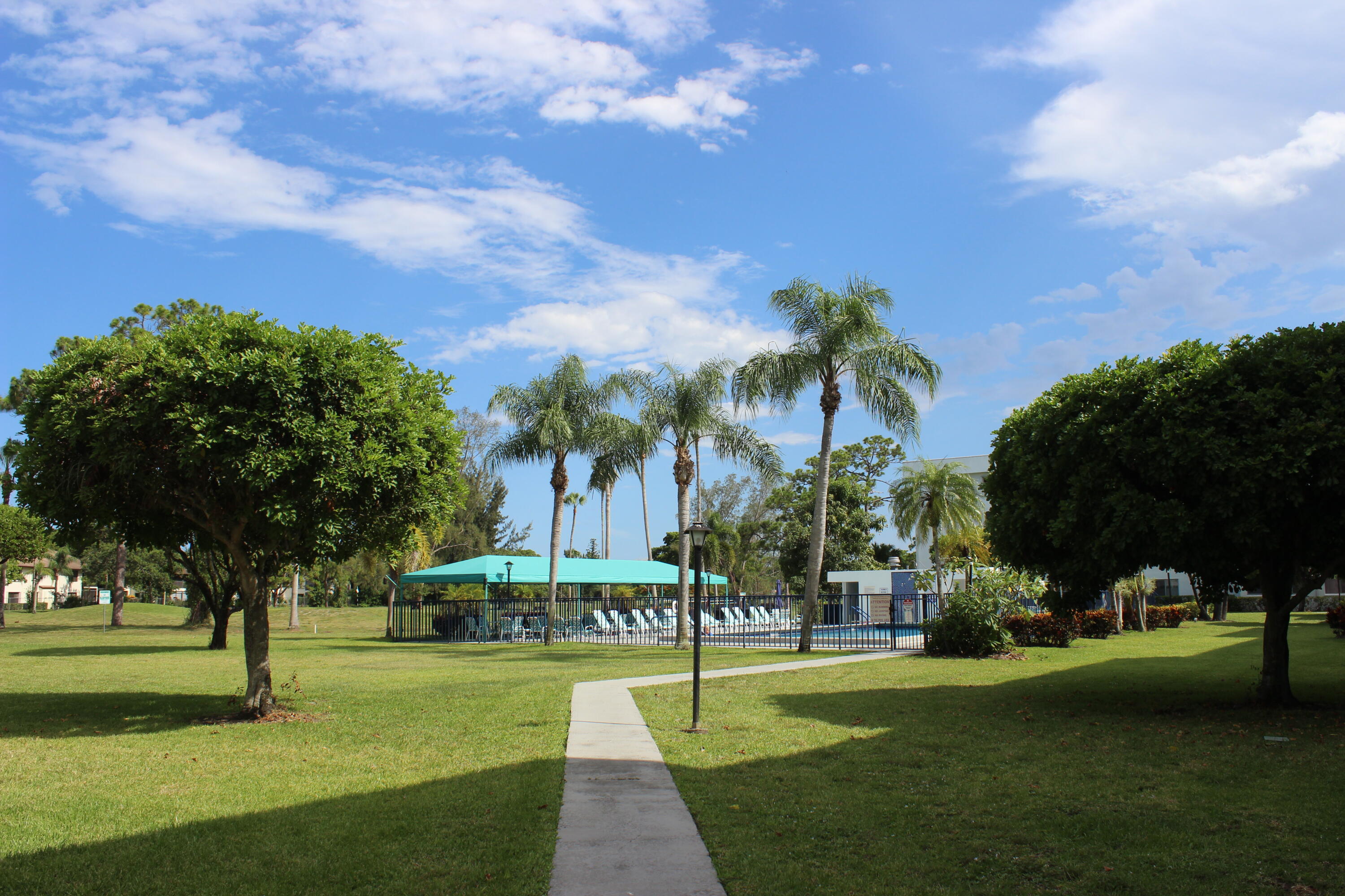 HAMLET AT POINCIANA CONDO - Residential