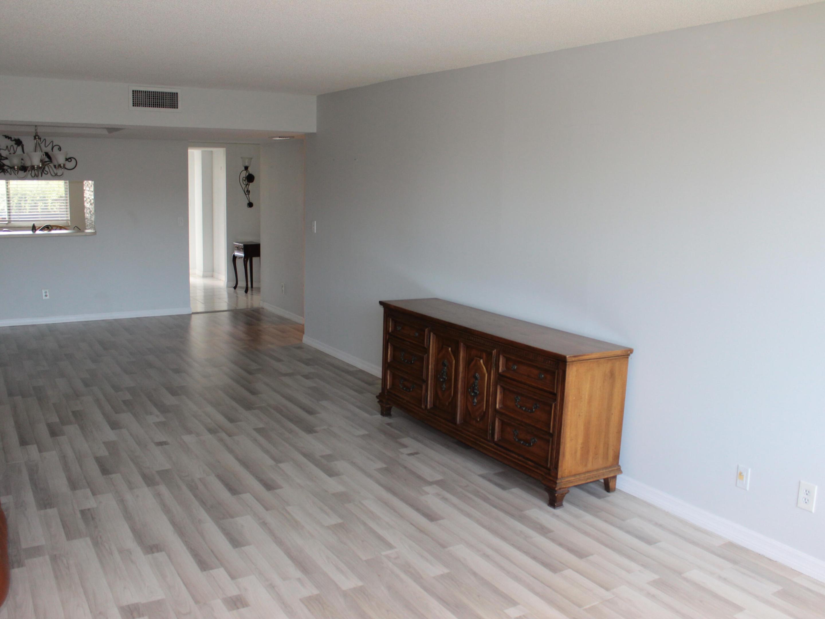 HAMLET AT POINCIANA CONDO - Residential
