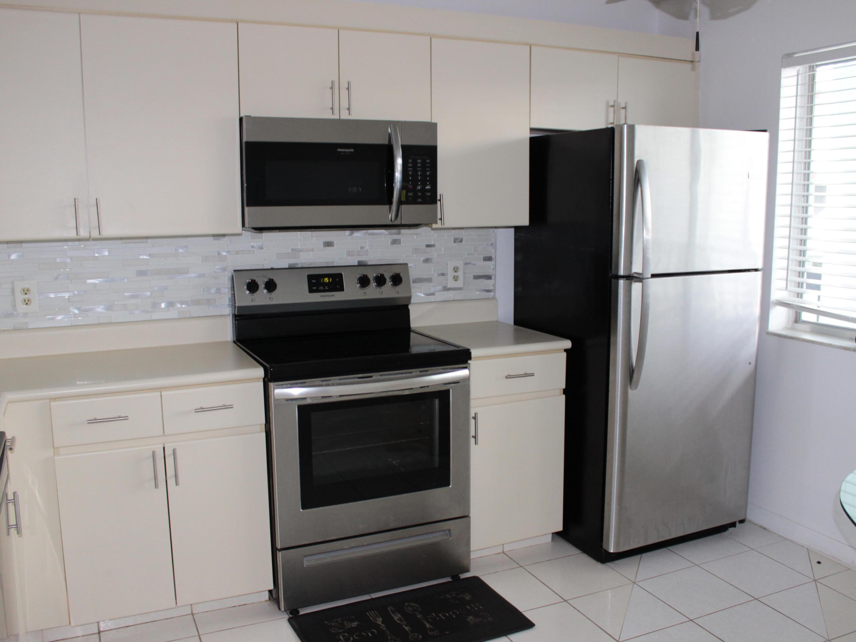 HAMLET AT POINCIANA CONDO - Residential