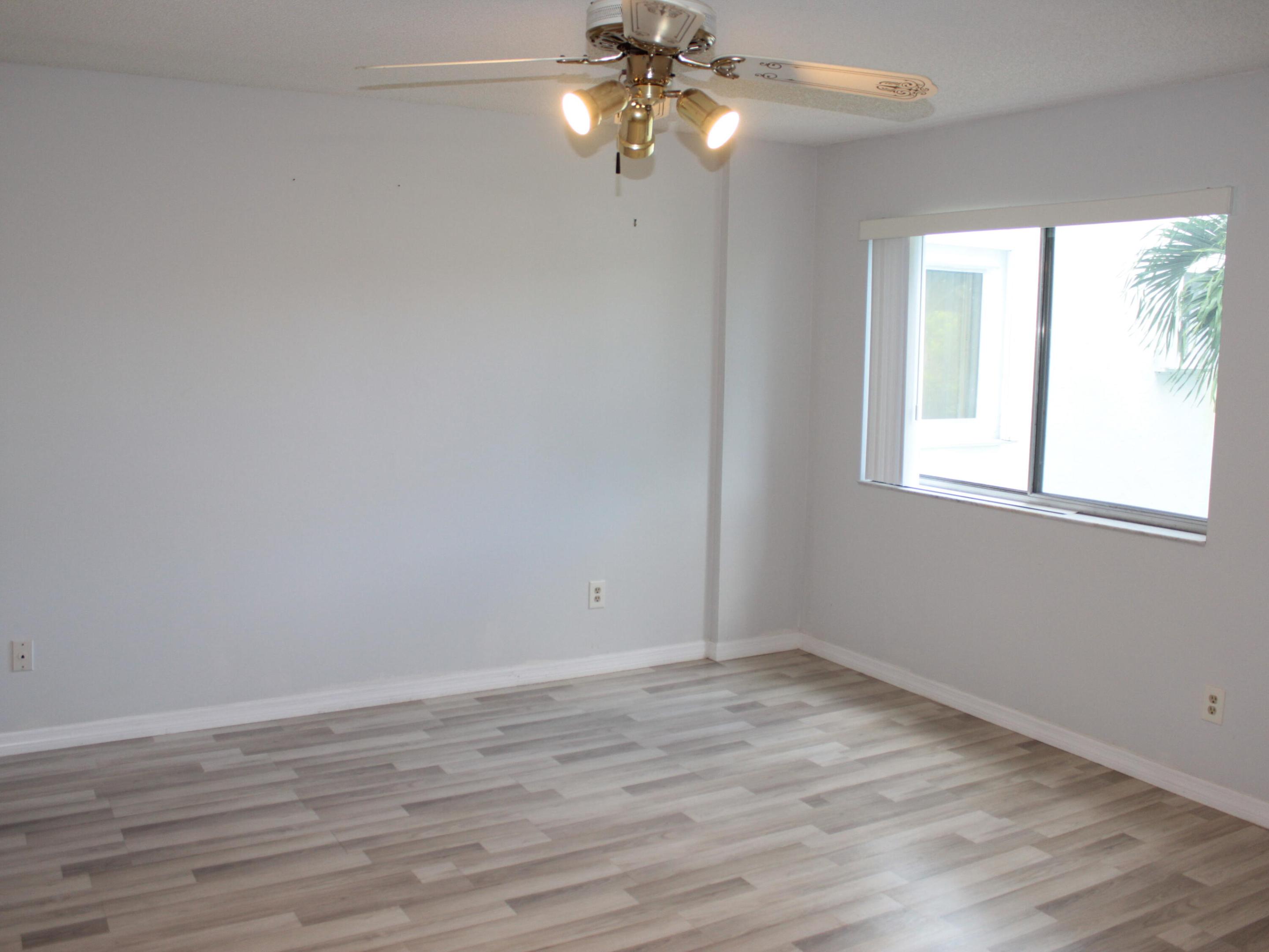 HAMLET AT POINCIANA CONDO - Residential