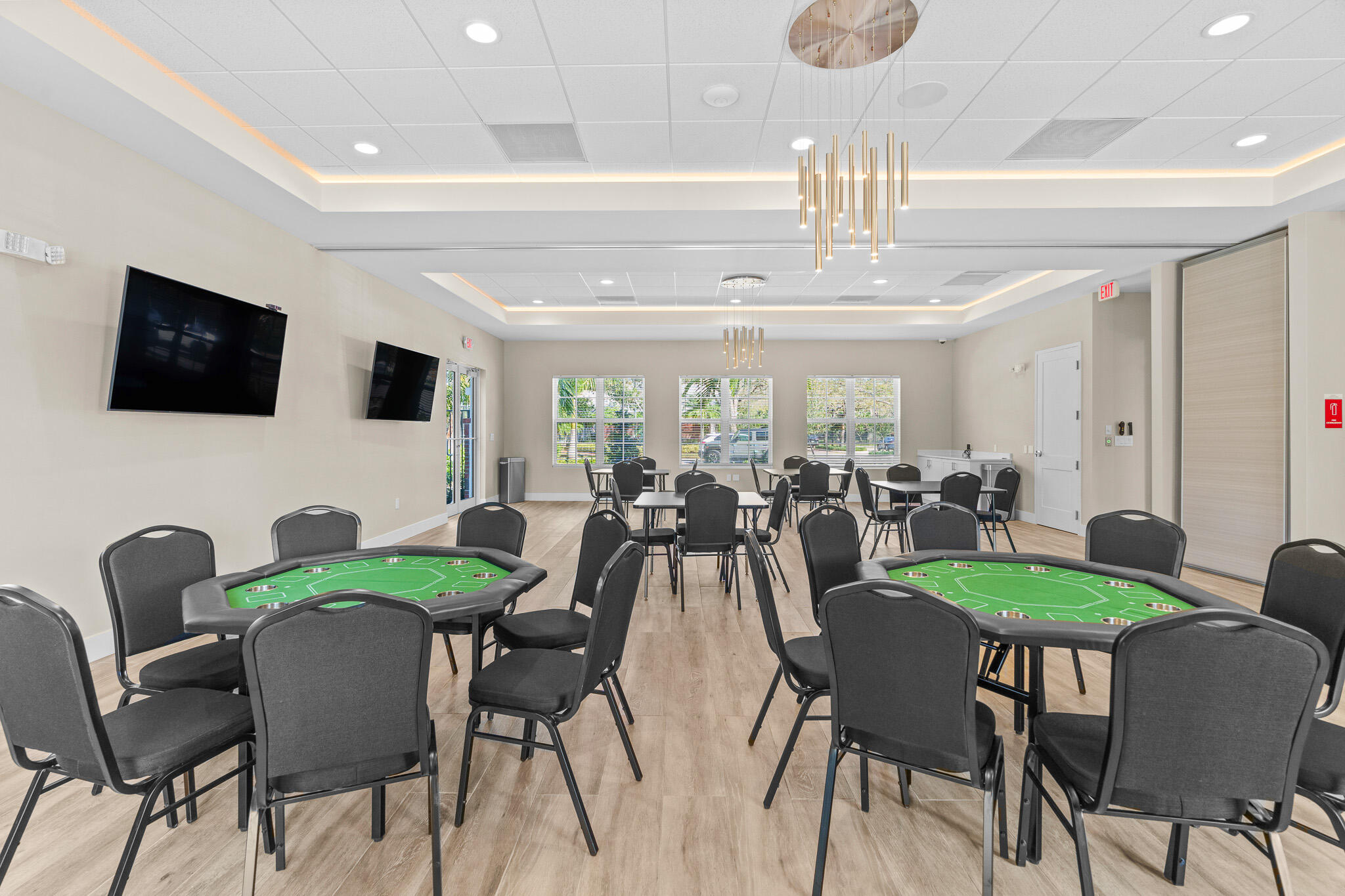 EAGLE TRACE - Residential