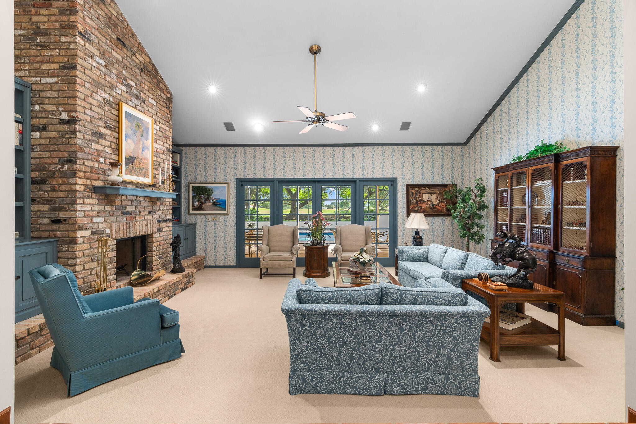 EAGLE TRACE - Residential
