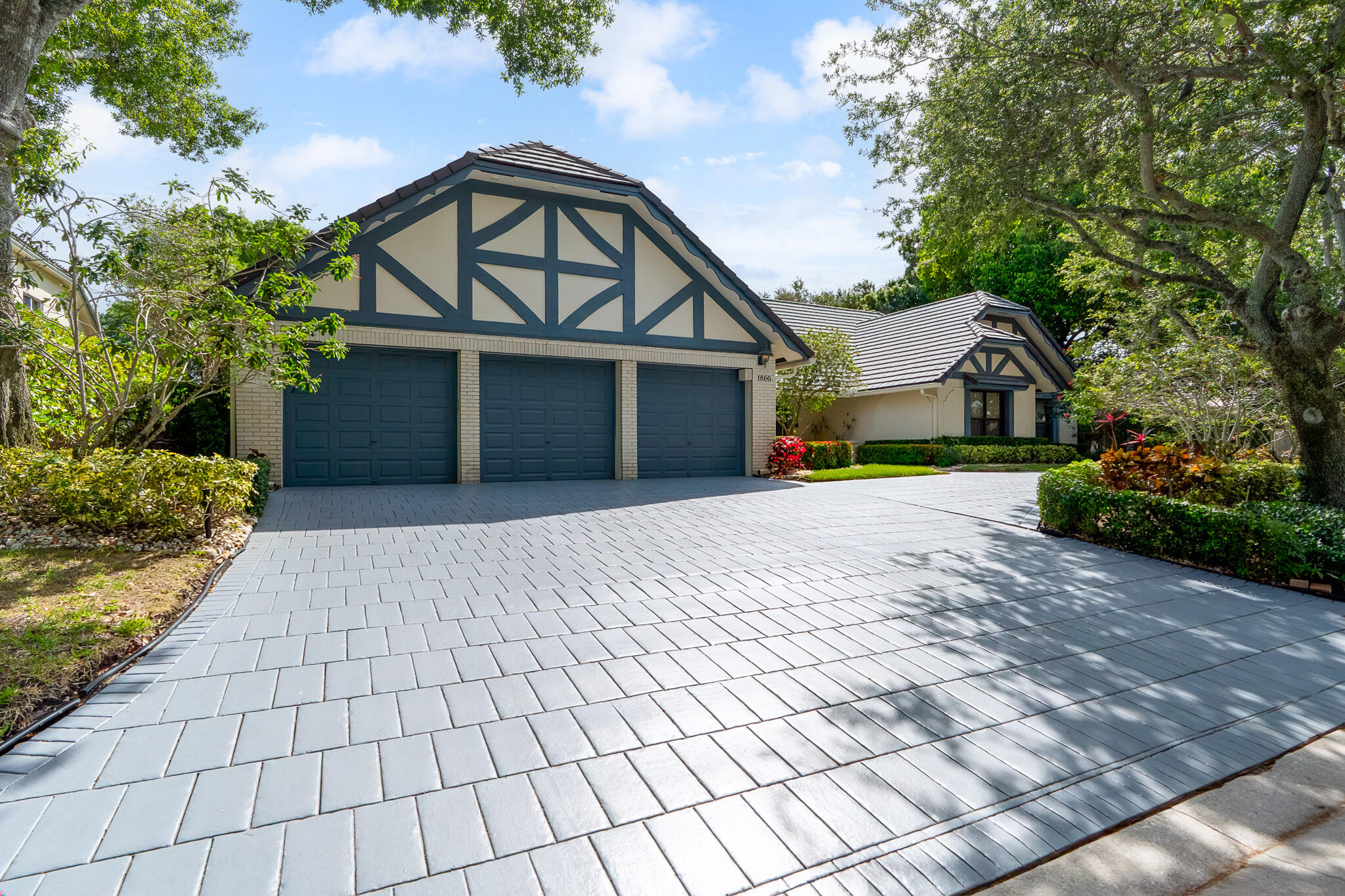 EAGLE TRACE - Residential