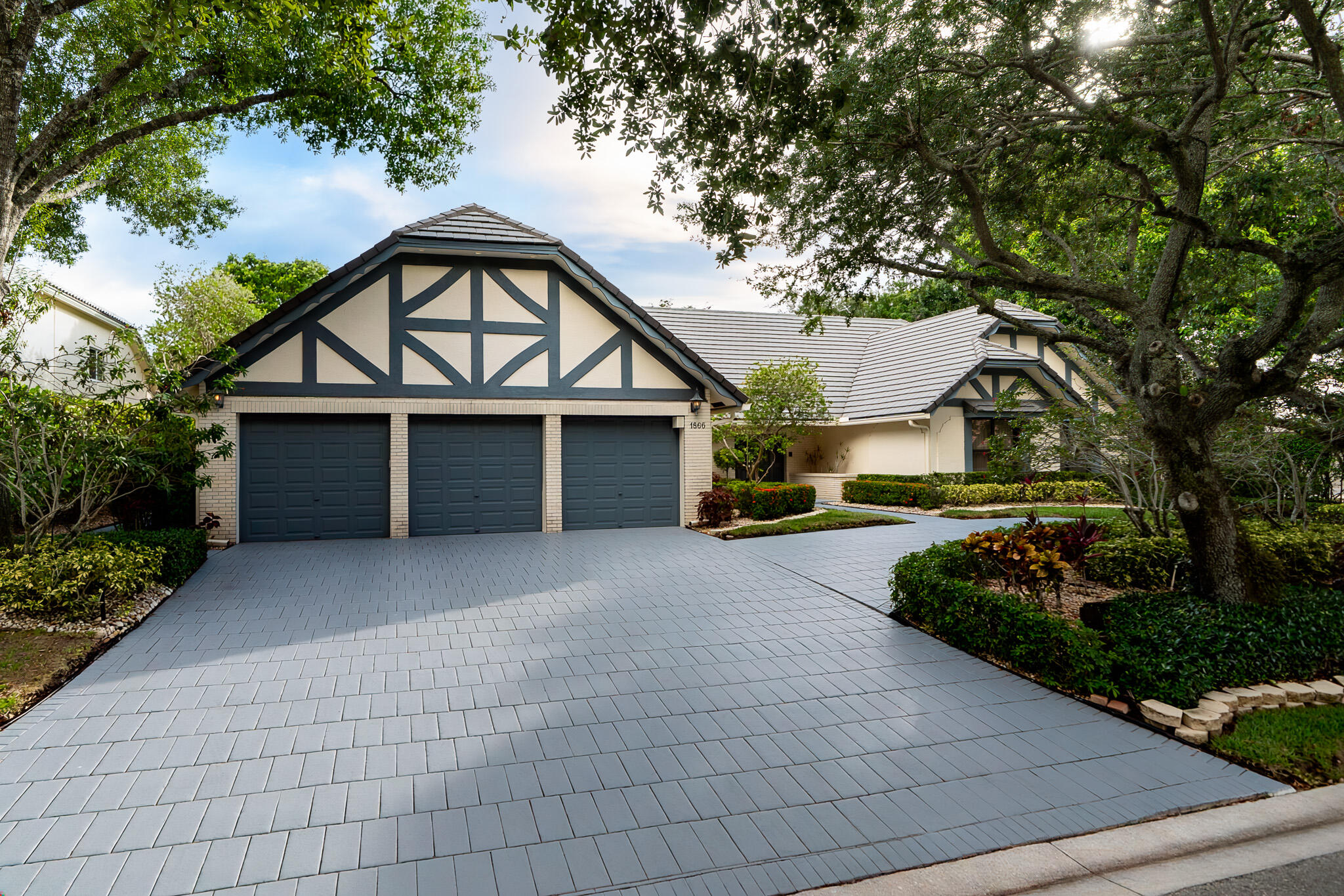 EAGLE TRACE - Residential