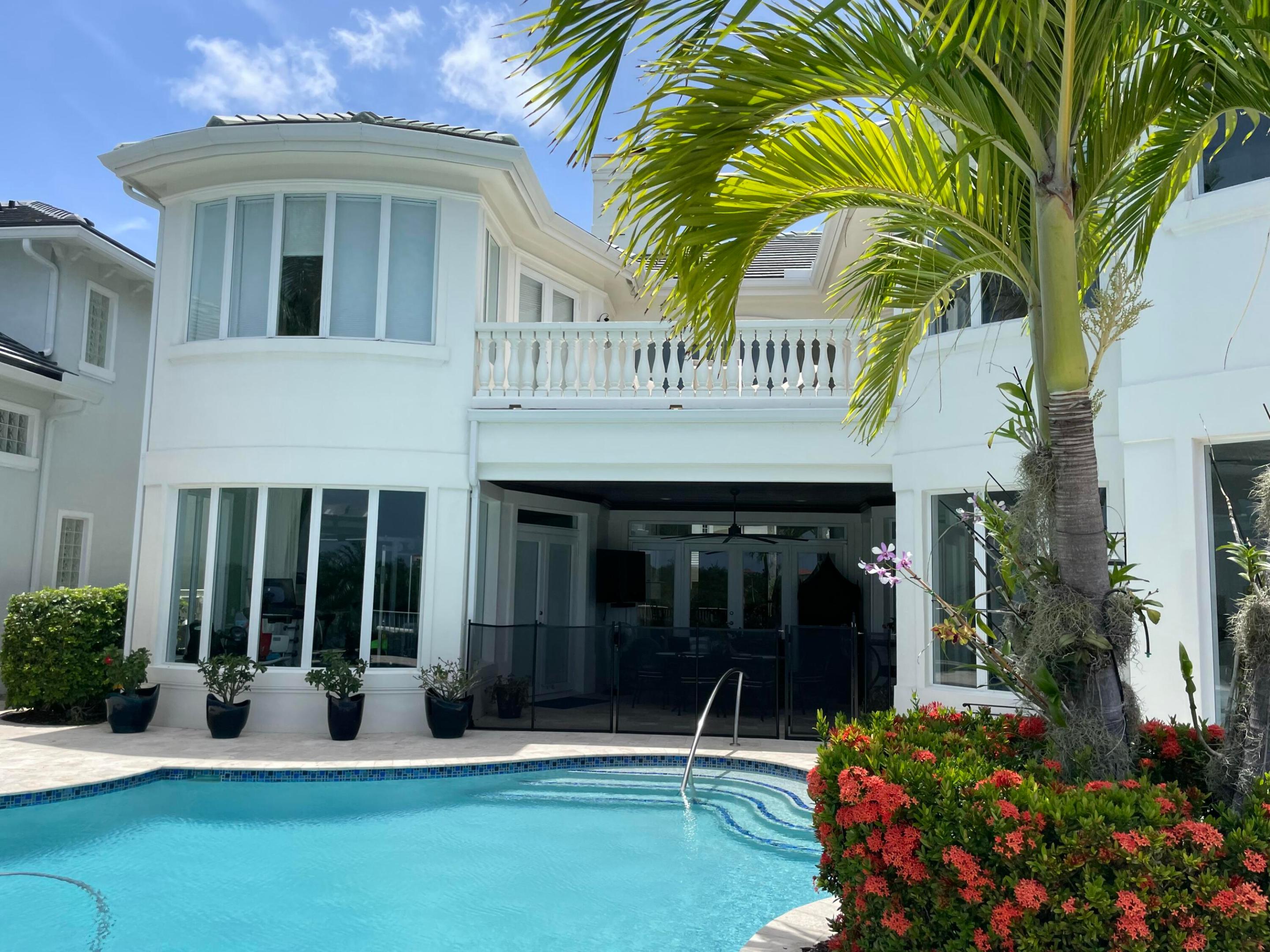 HARBOUR AT JONATHANS LANDING - Residential