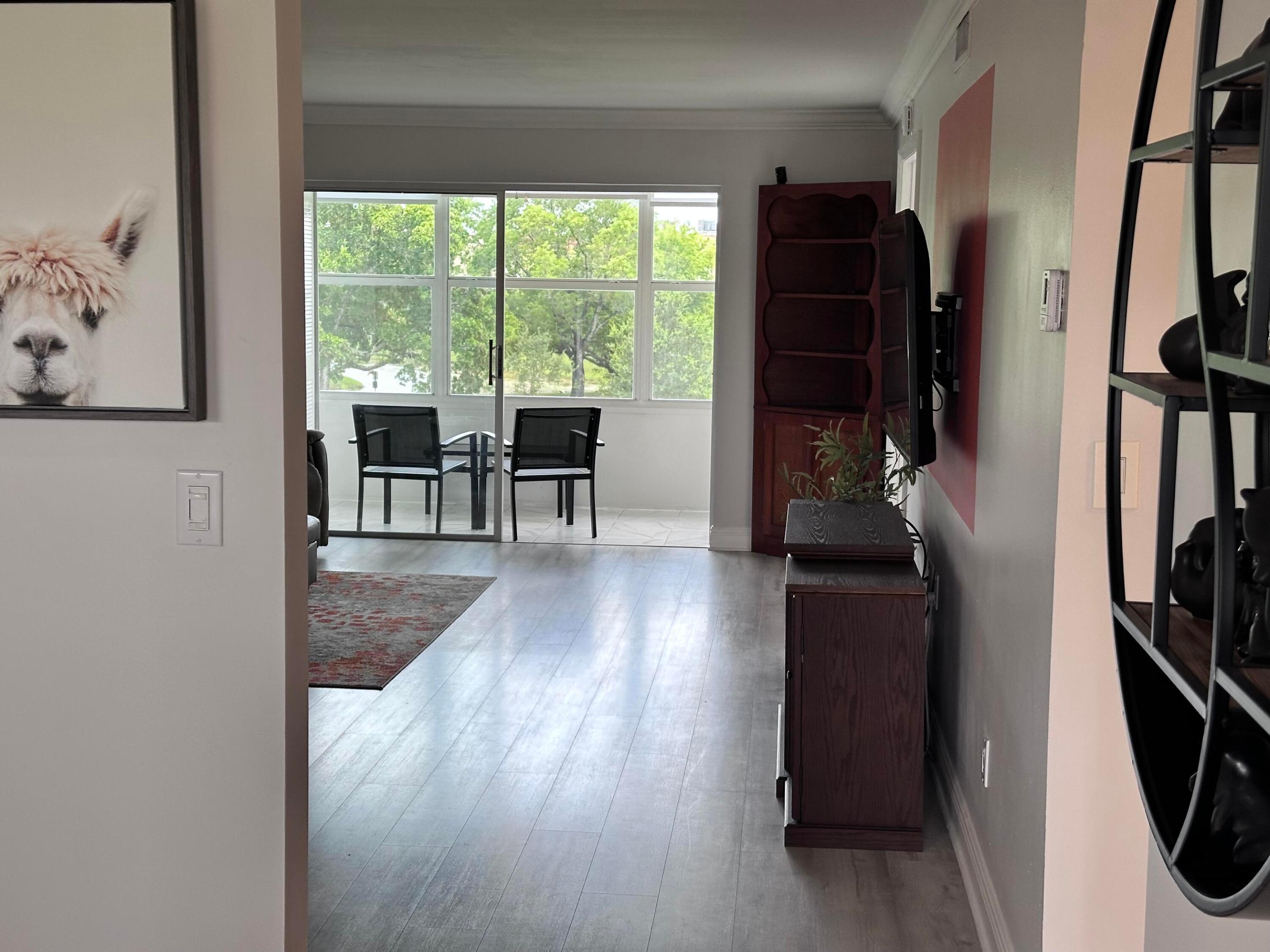 Sunrise Lakes Building 93 - Residential