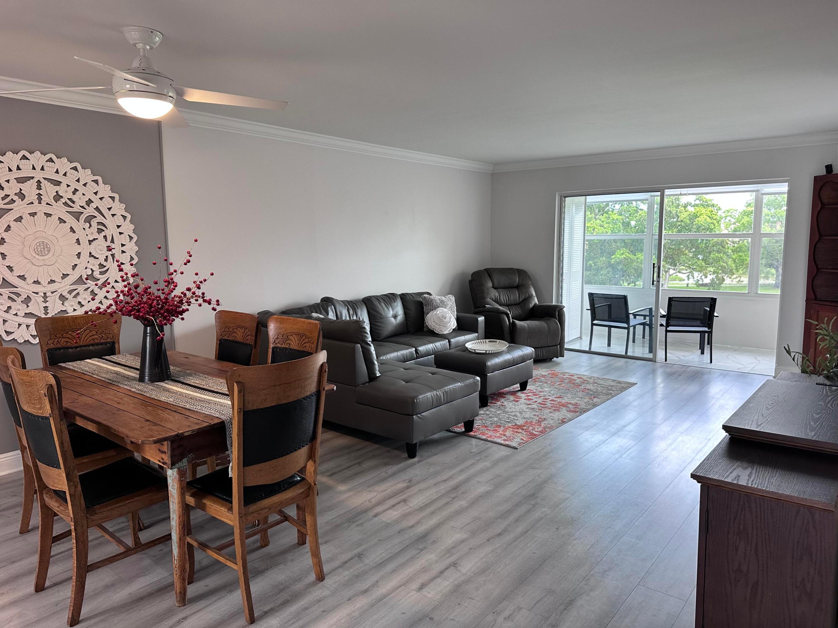 Sunrise Lakes Building 93 - Residential