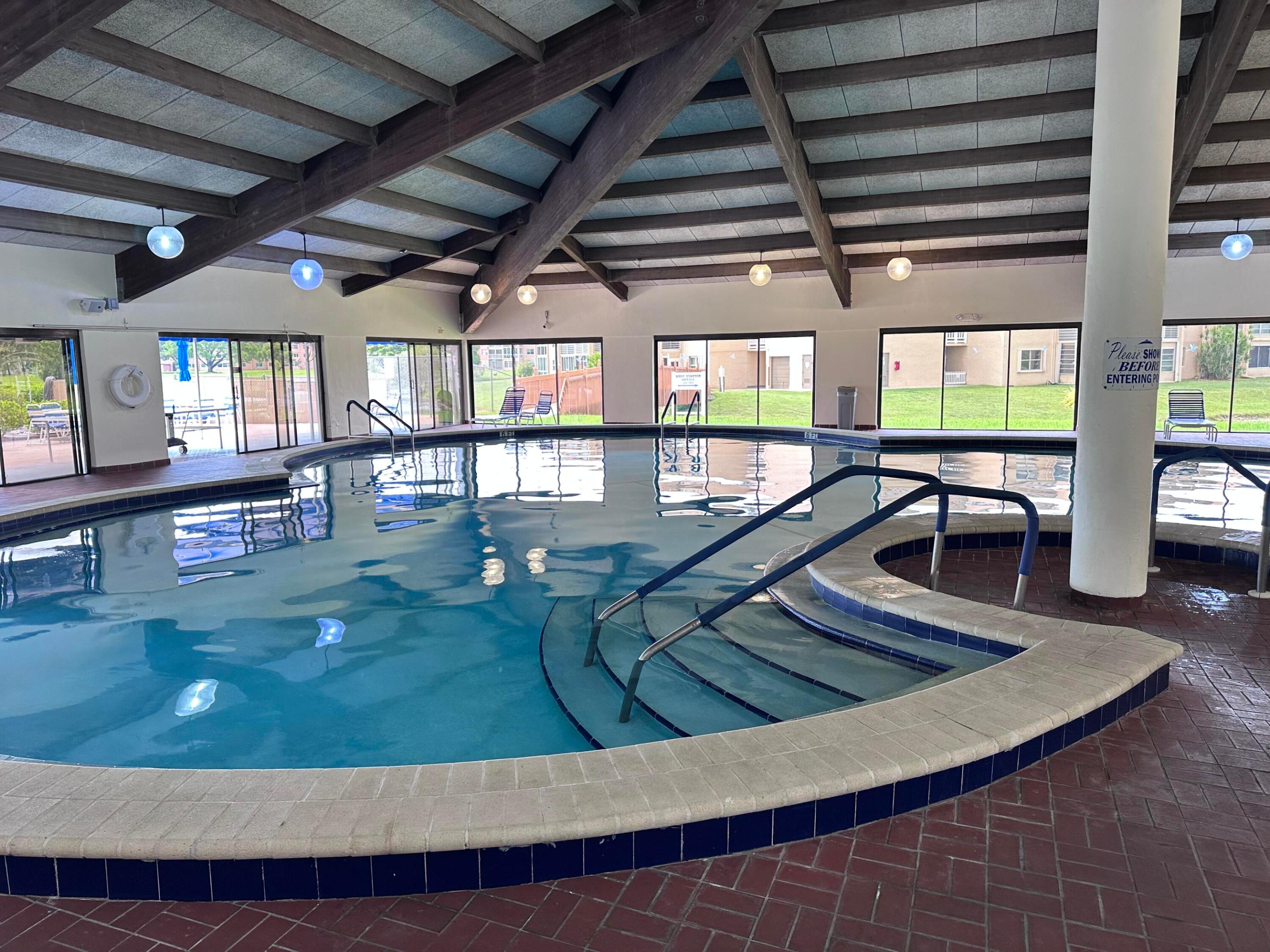 Sunrise Lakes Building 93 - Residential