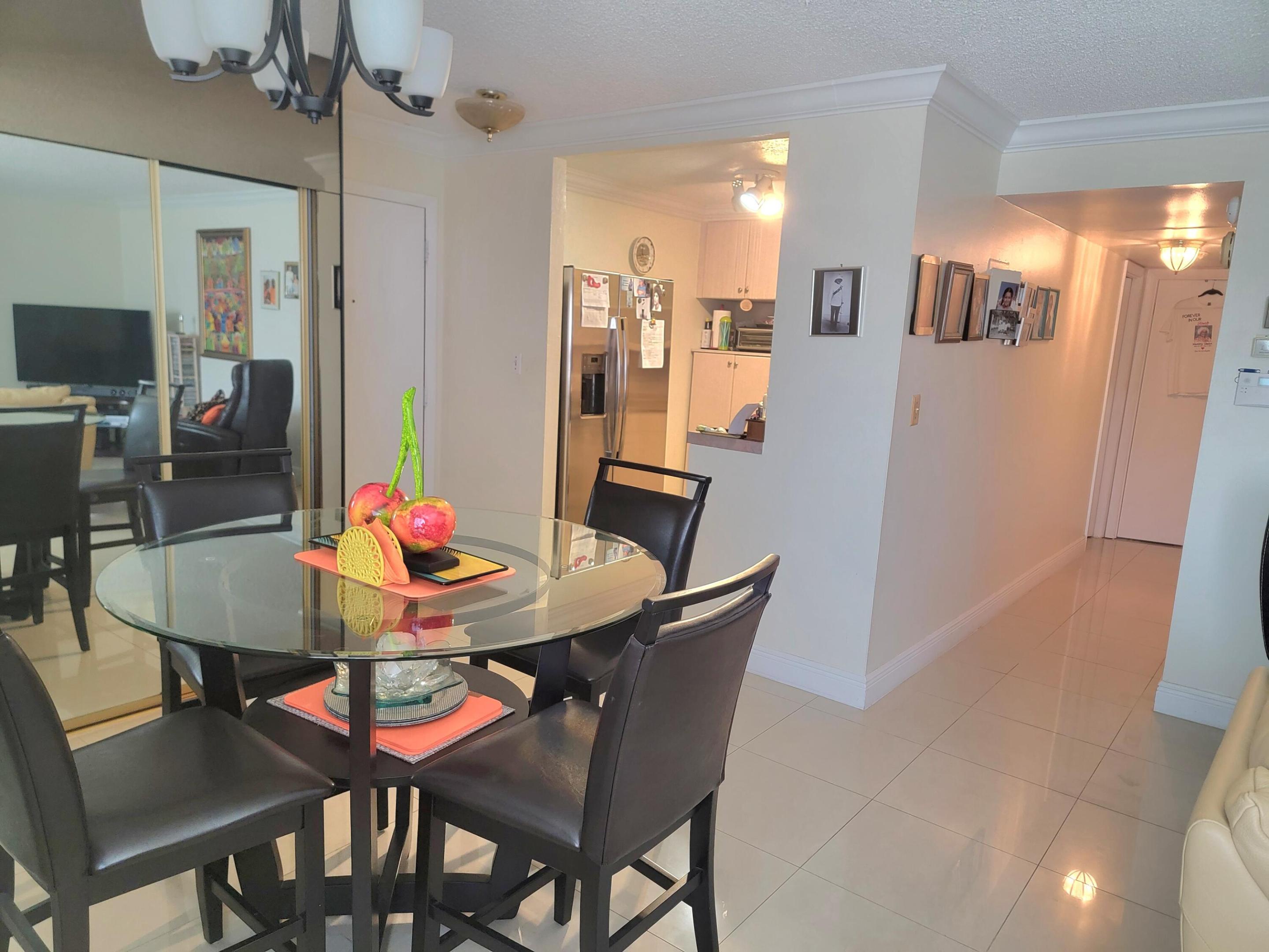 OAKBROOK III CONDO - Residential