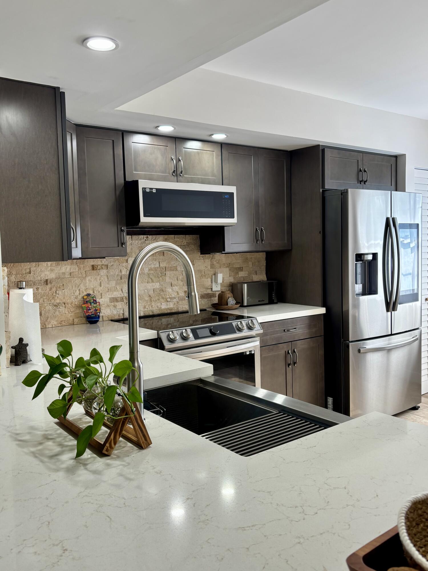 IVANHOE WEST AT CENTURY VILLAGE - Residential