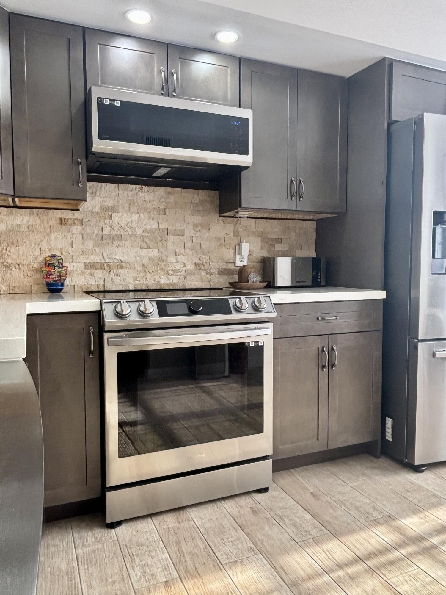 IVANHOE WEST AT CENTURY VILLAGE - Residential