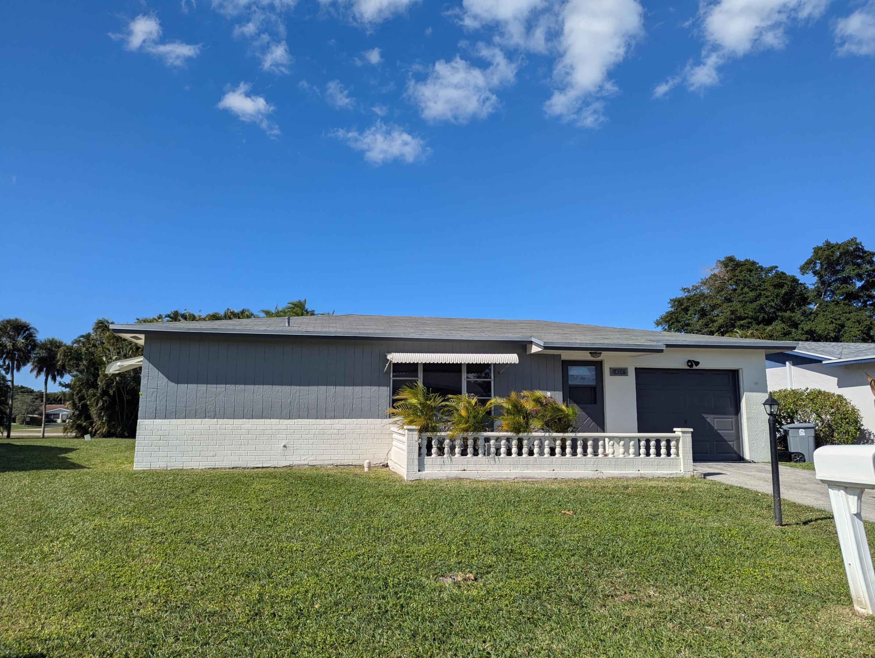 DELRAY VILLAS 1 - Residential Lease