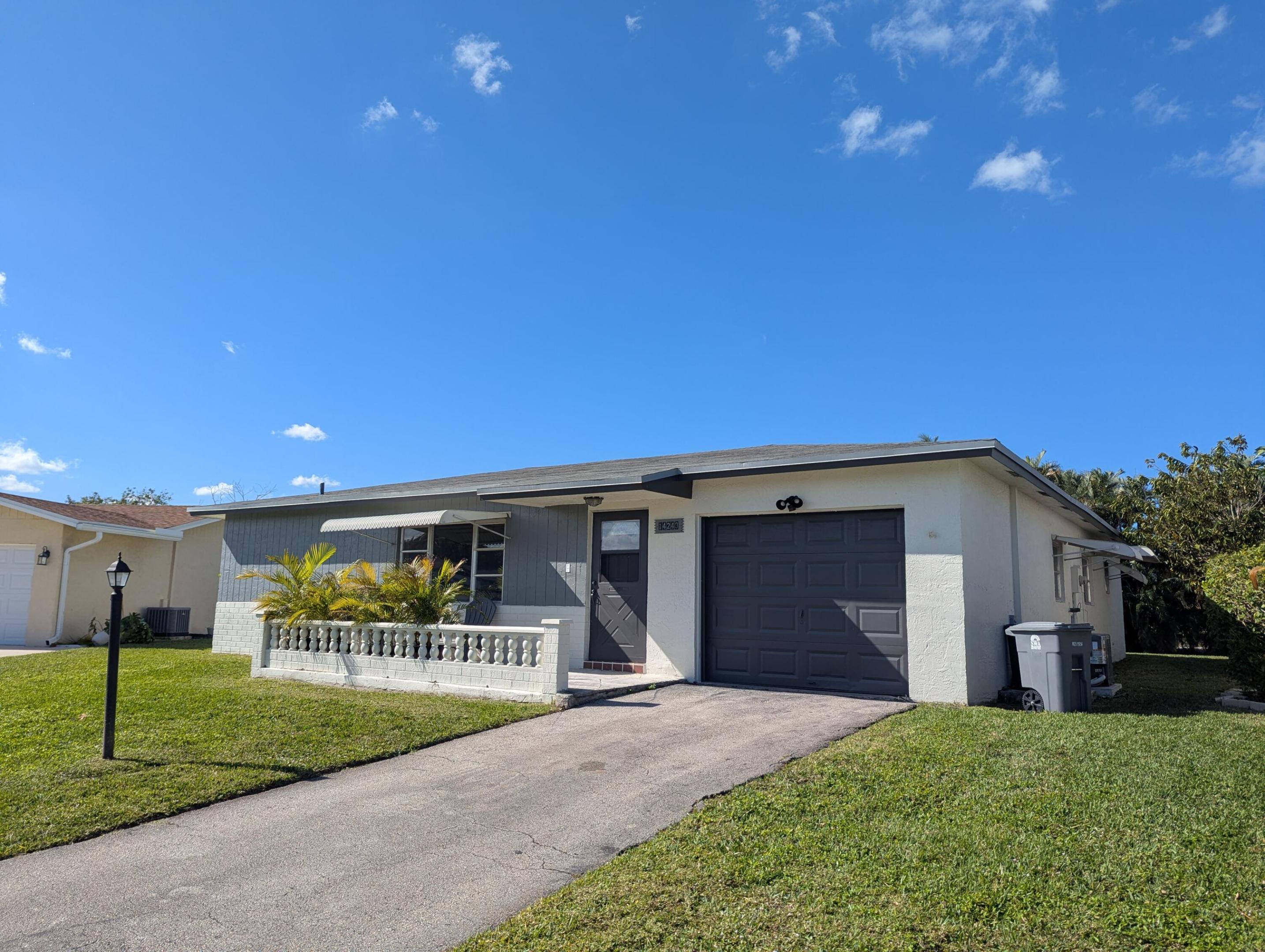 DELRAY VILLAS 1 - Residential Lease