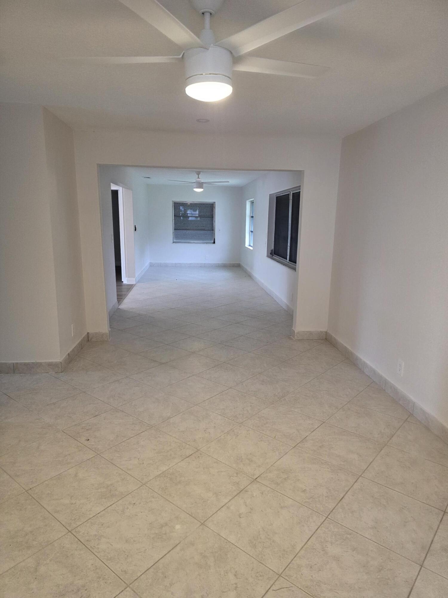 DELRAY VILLAS 1 - Residential Lease