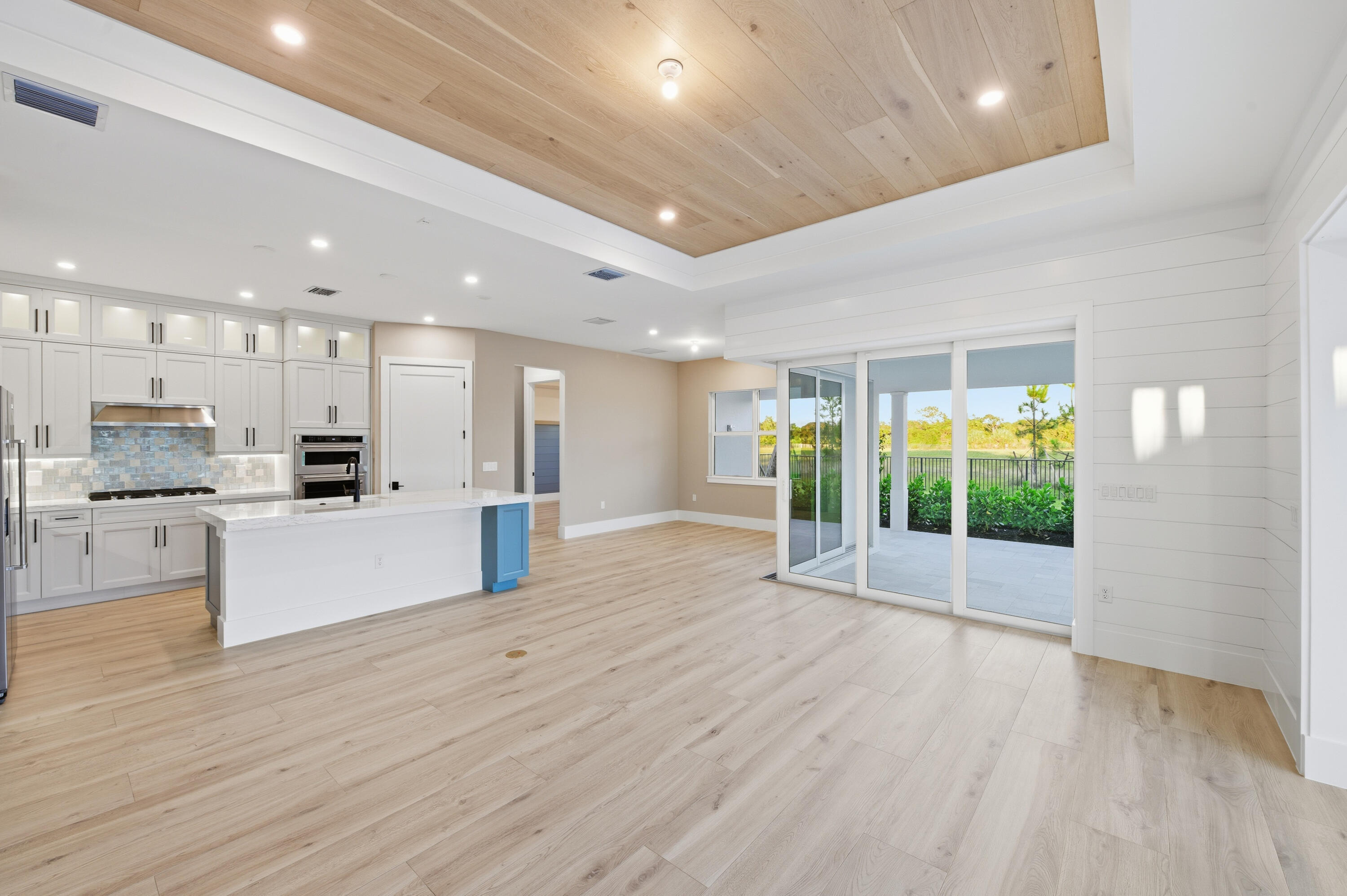 BRIDGEWATER PRESERVE - Residential