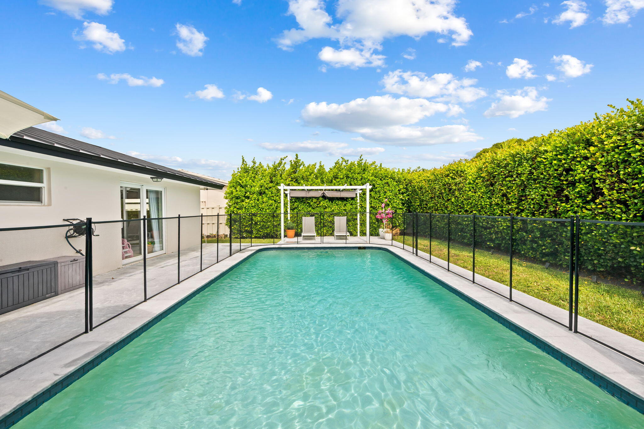 BERMUDA-RIVIERA SUB OF GALT - Residential