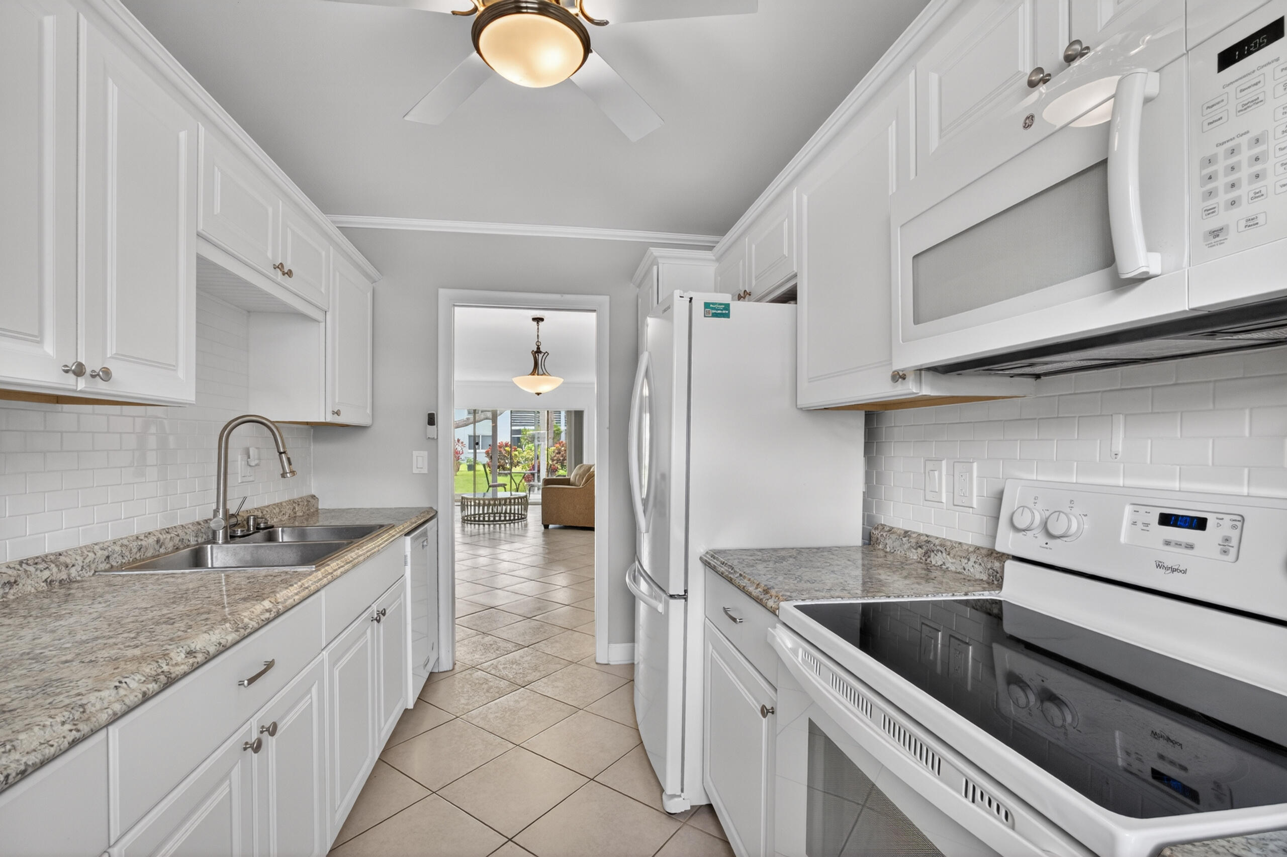 SABAL PINE CONDO - Residential