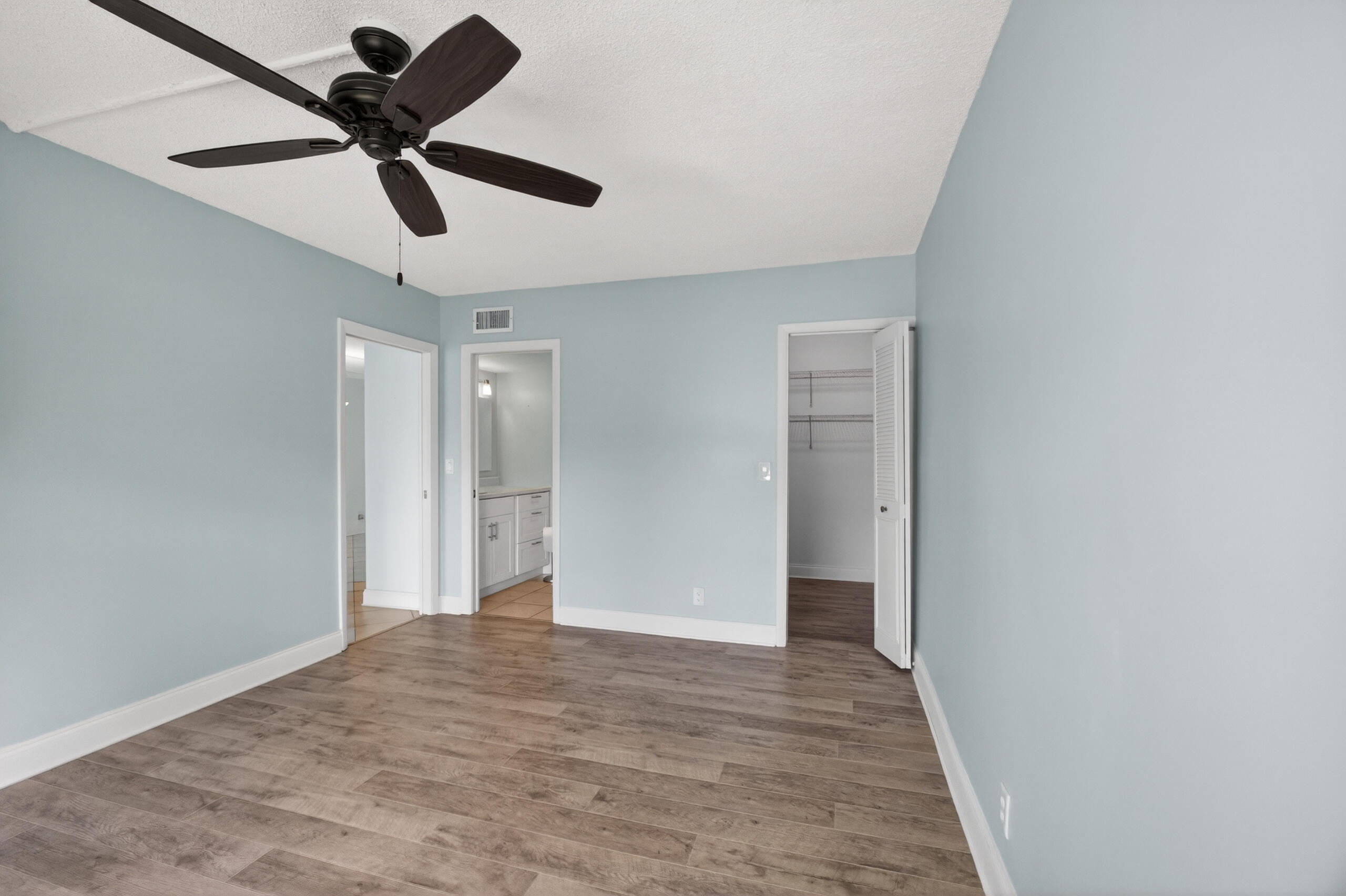 SABAL PINE CONDO - Residential